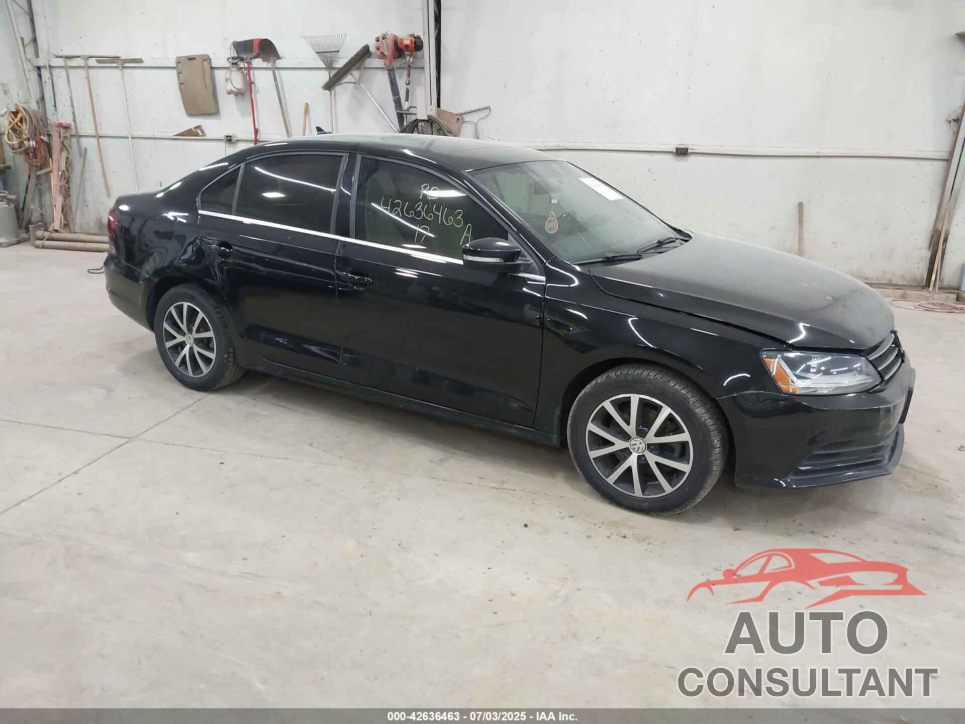 VOLKSWAGEN JETTA 2017 - 3VWDB7AJ7HM412739