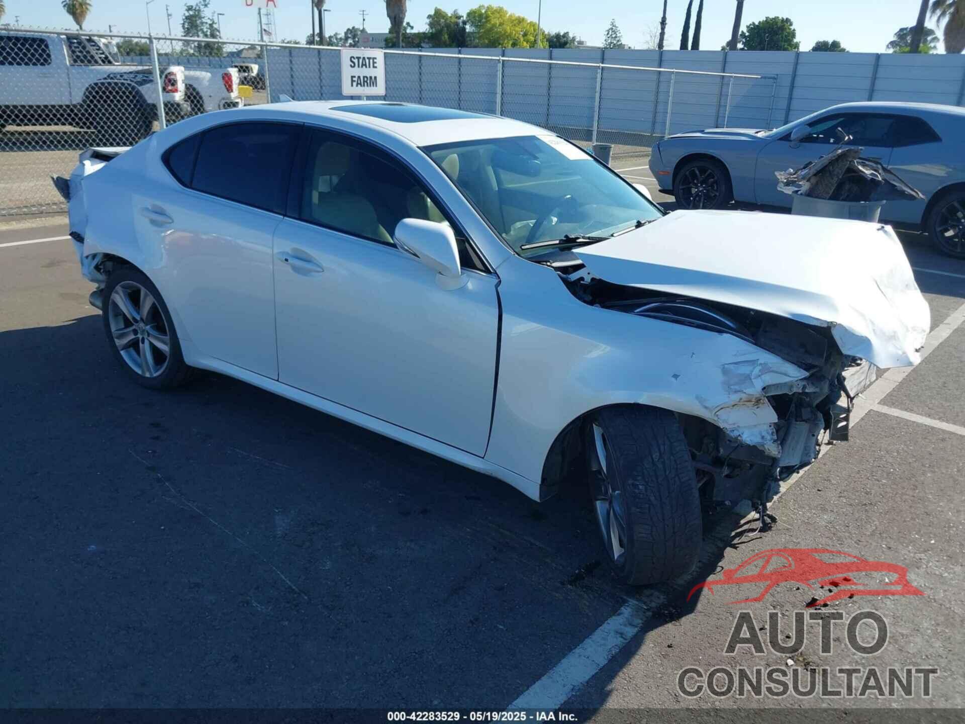 LEXUS IS 250 2011 - JTHBF5C26B5136946