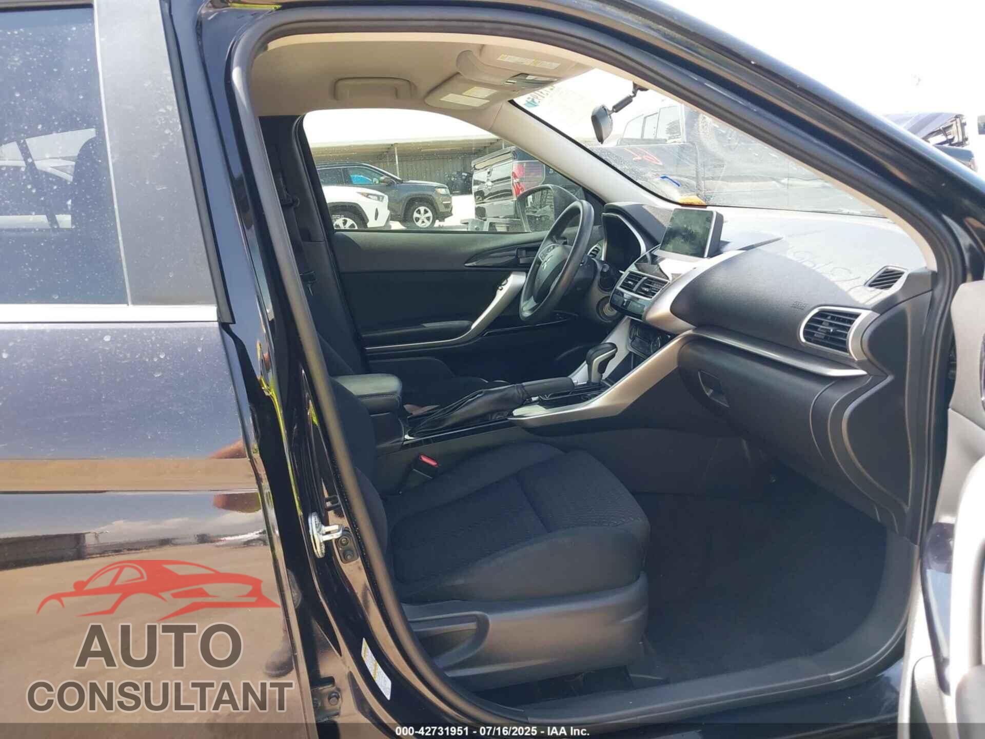 MITSUBISHI ECLIPSE CROSS 2020 - JA4AS4AA2LZ007054