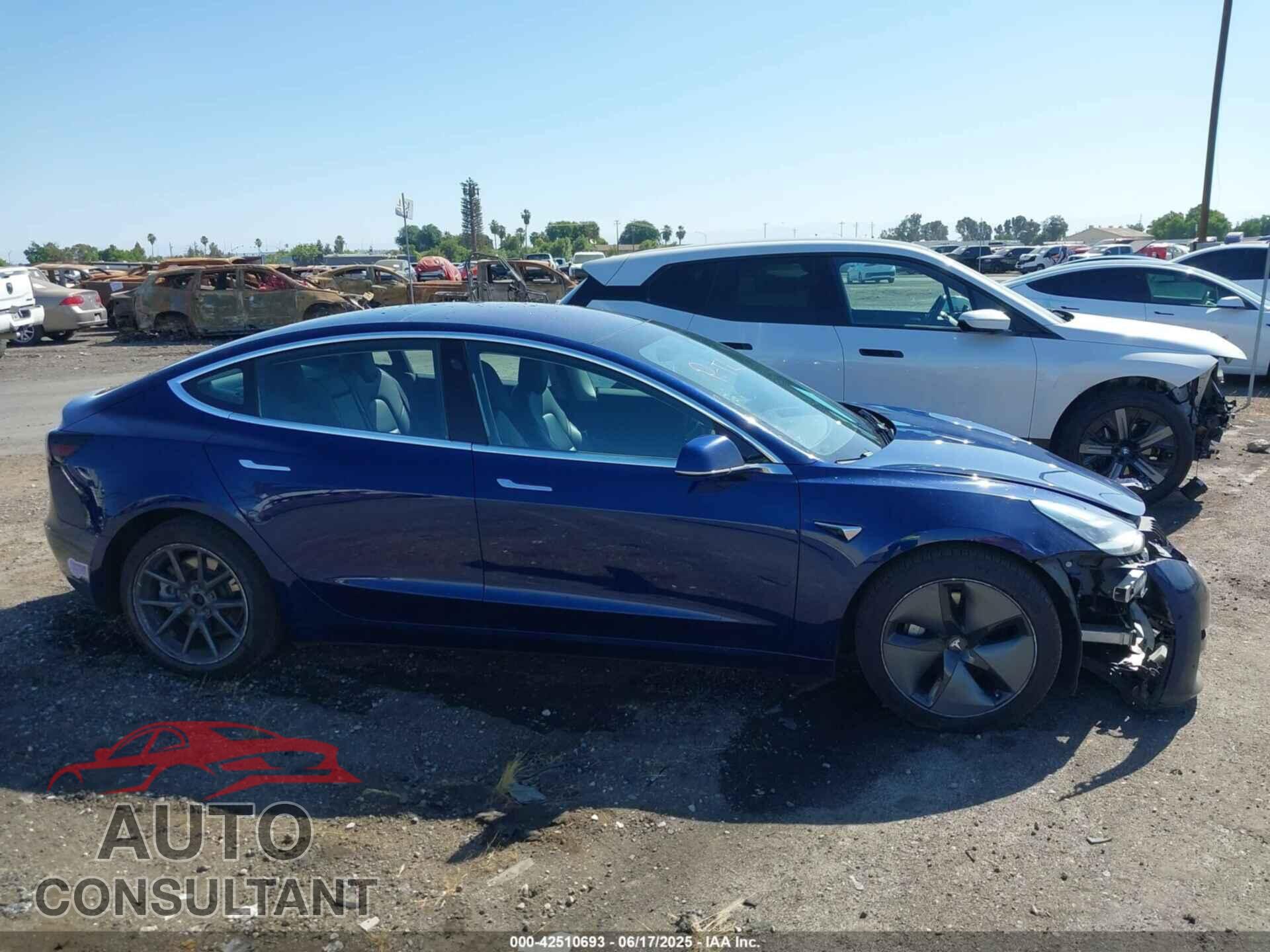 TESLA MODEL 3 2018 - 5YJ3E1EBXJF092106
