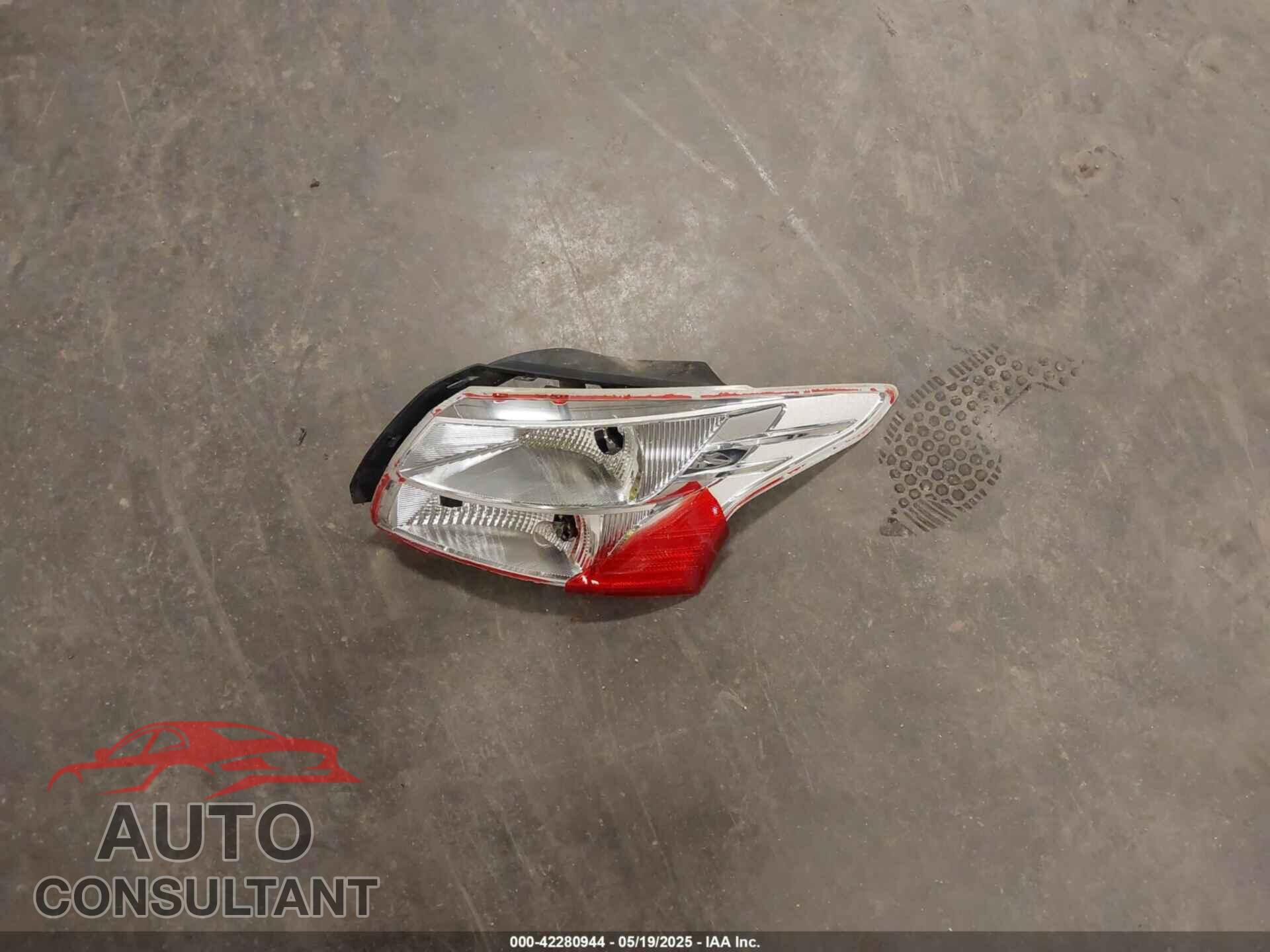FORD FOCUS 2012 - 1FAHP3F26CL320876