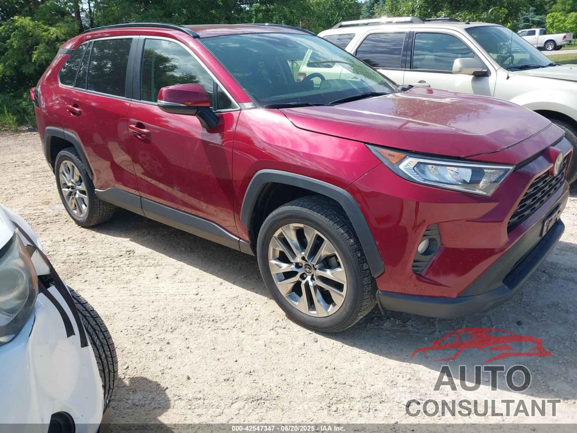 TOYOTA RAV4 2019 - JTMA1RFV3KD020201