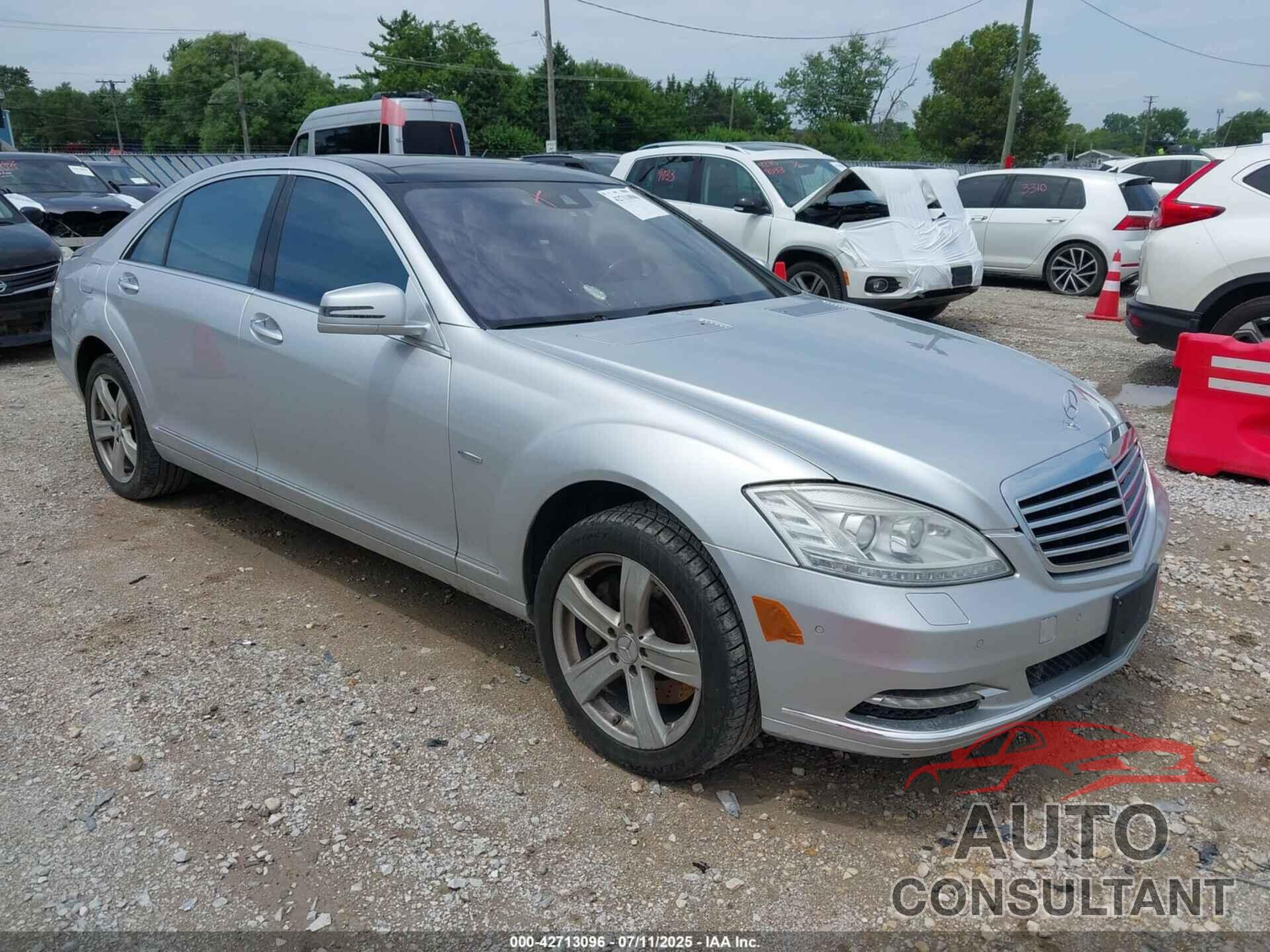 MERCEDES-BENZ S 550 2012 - WDDNG9EB4CA453879