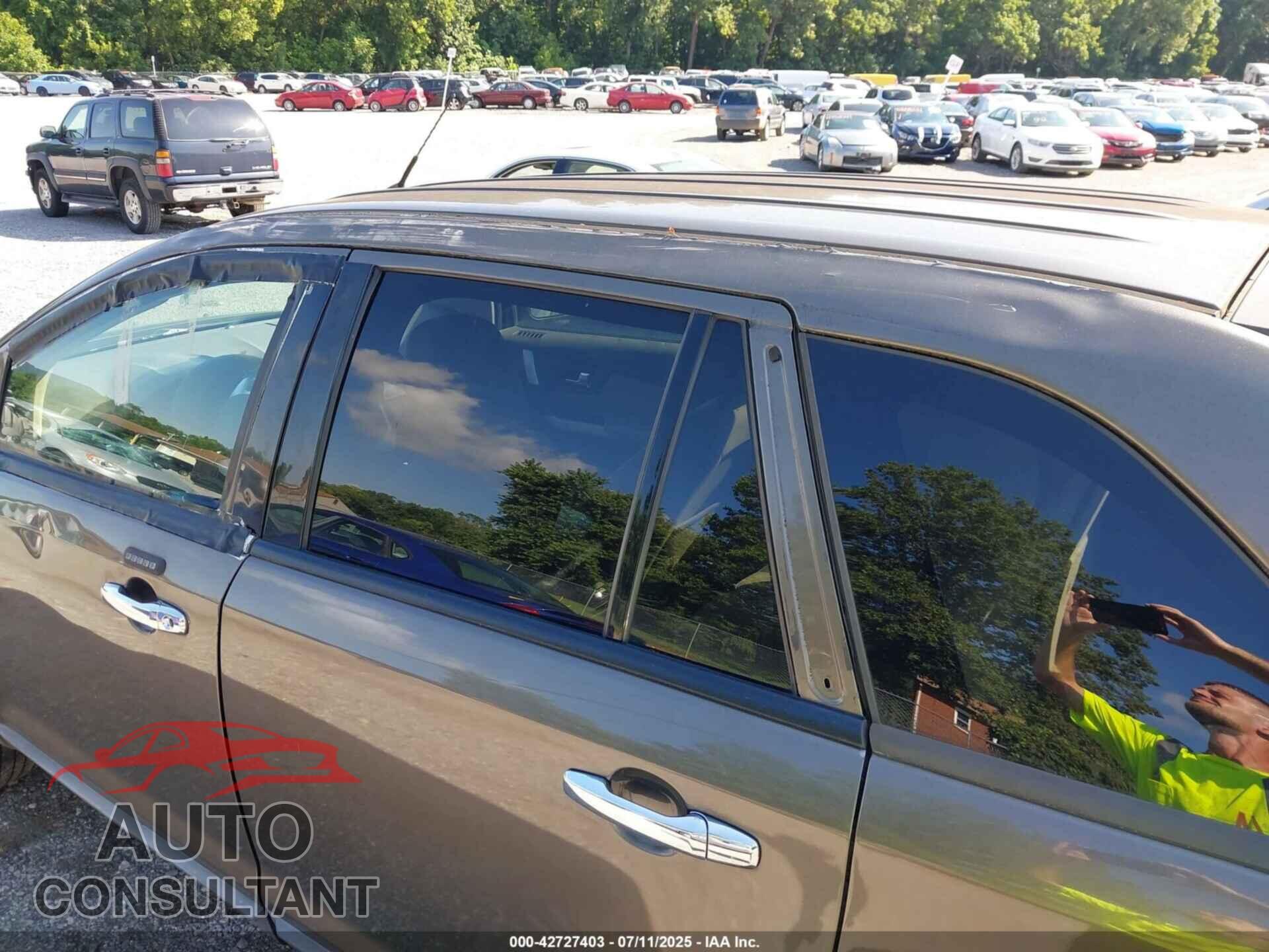 FORD EDGE 2011 - 2FMDK3JC2BBB01995
