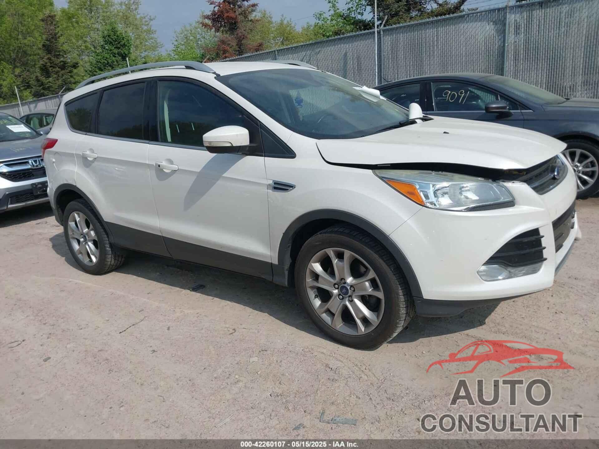 FORD ESCAPE 2015 - 1FMCU9J91FUA50891