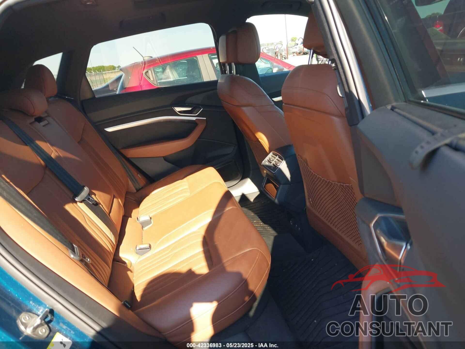 AUDI E-TRON 2019 - WA1VABGE0KB009718