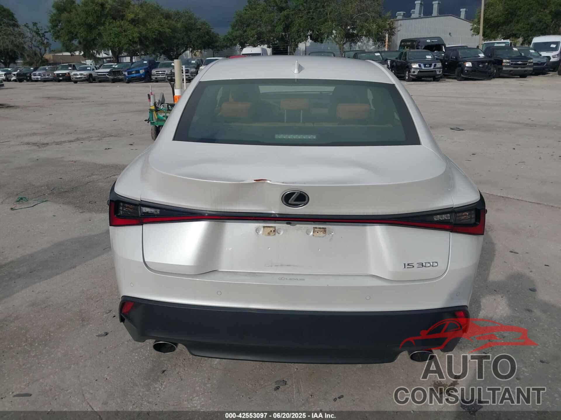 LEXUS IS 300 2024 - JTHCA1D27R5129265