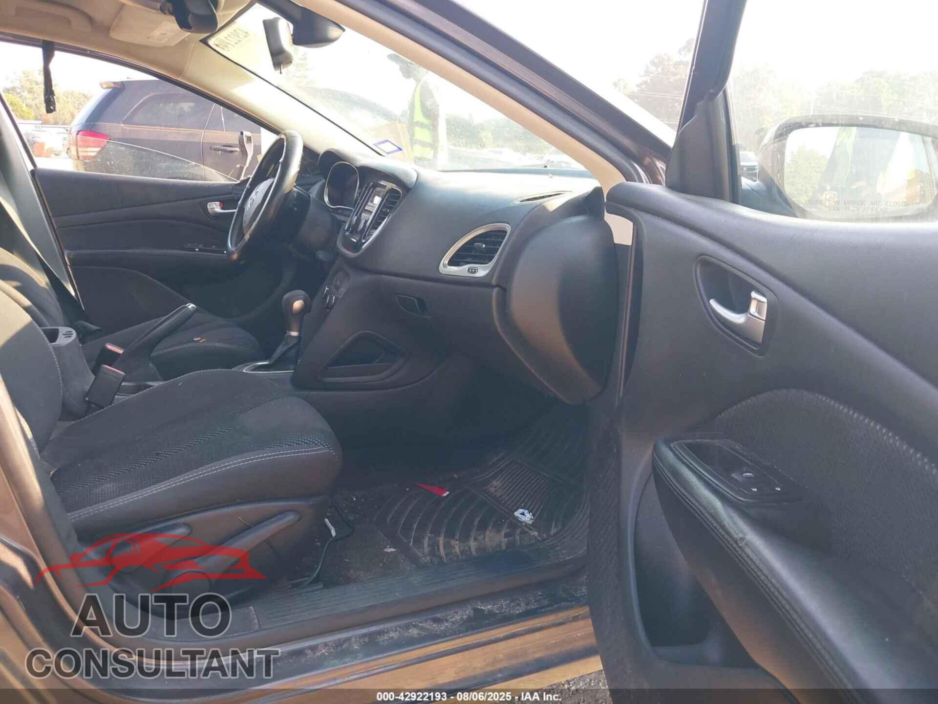 DODGE DART 2015 - 1C3CDFBB3FD265083