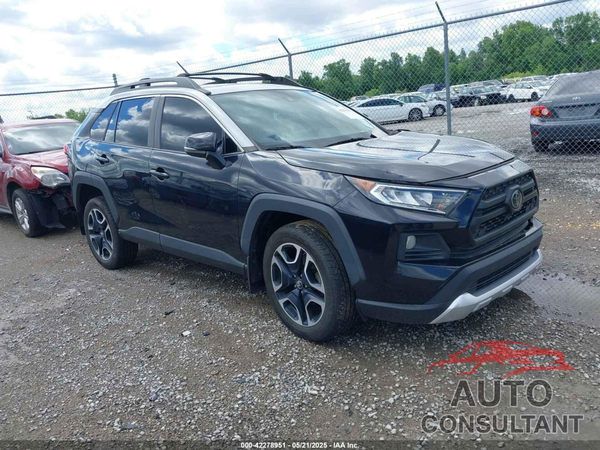 TOYOTA RAV4 2019 - 2T3J1RFV7KW024352