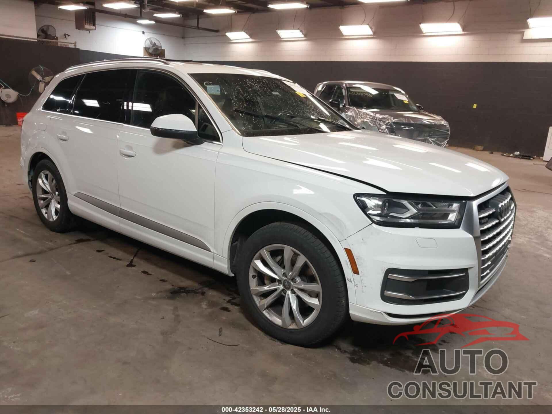 AUDI Q7 2017 - WA1LHAF78HD046898