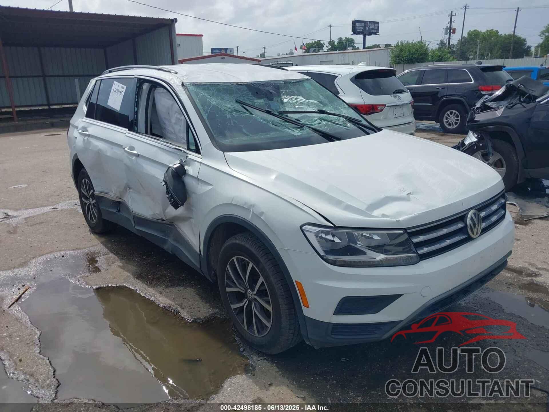 VOLKSWAGEN TIGUAN 2018 - 3VV2B7AX3JM199908