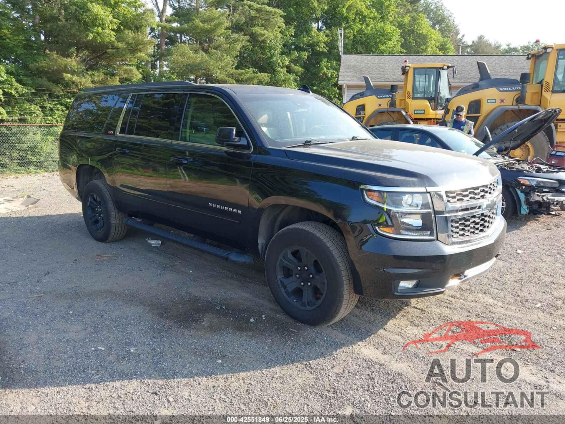 CHEVROLET SUBURBAN 2017 - 1GNSKHKC0HR199980