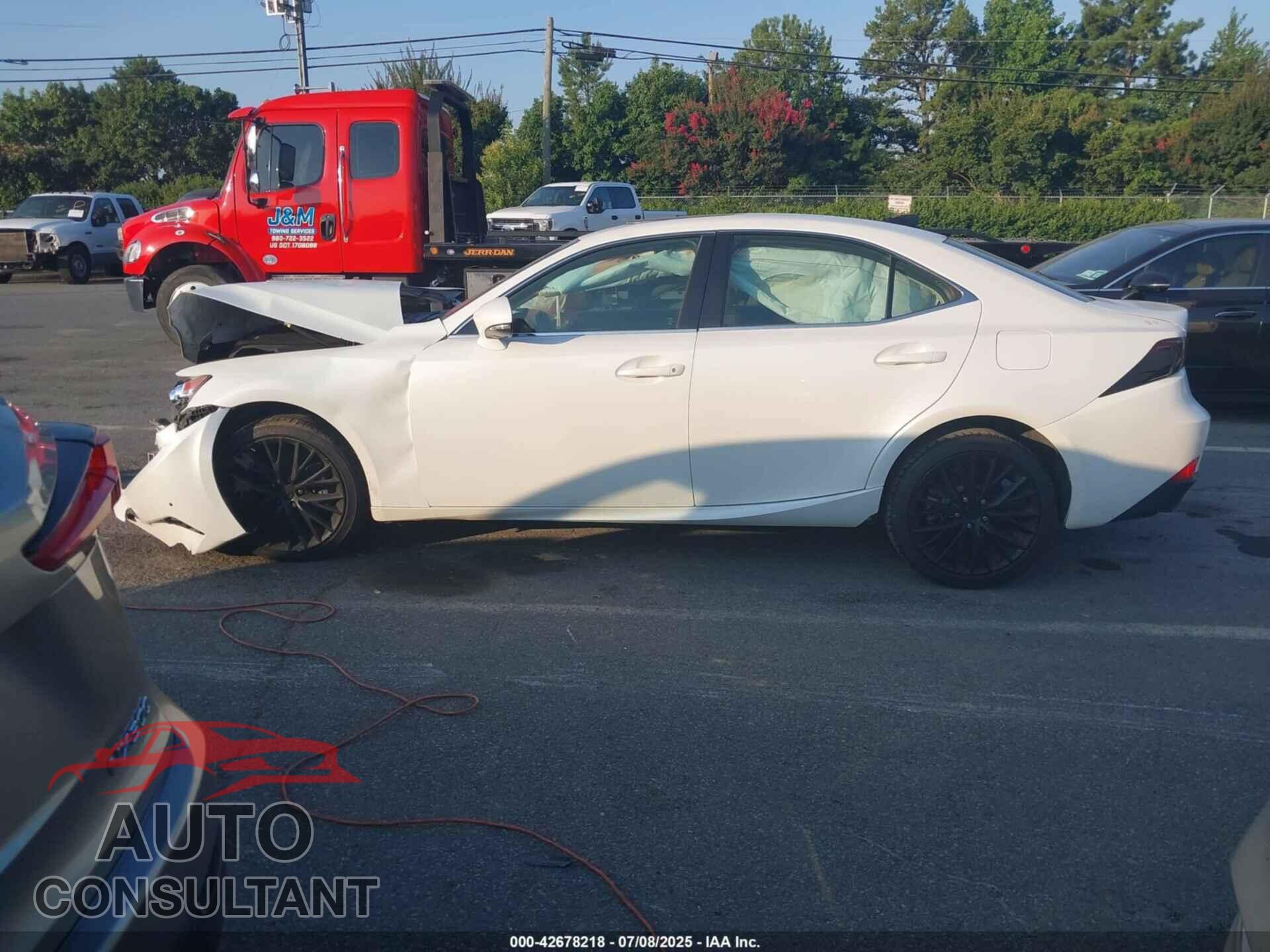 LEXUS IS 2014 - JTHBF1D28E5041512