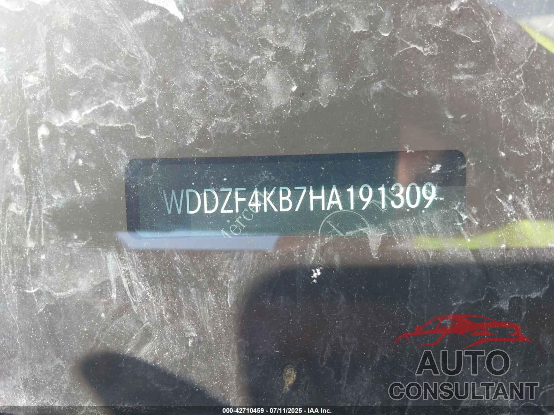 MERCEDES-BENZ E 300 2017 - WDDZF4KB7HA191309