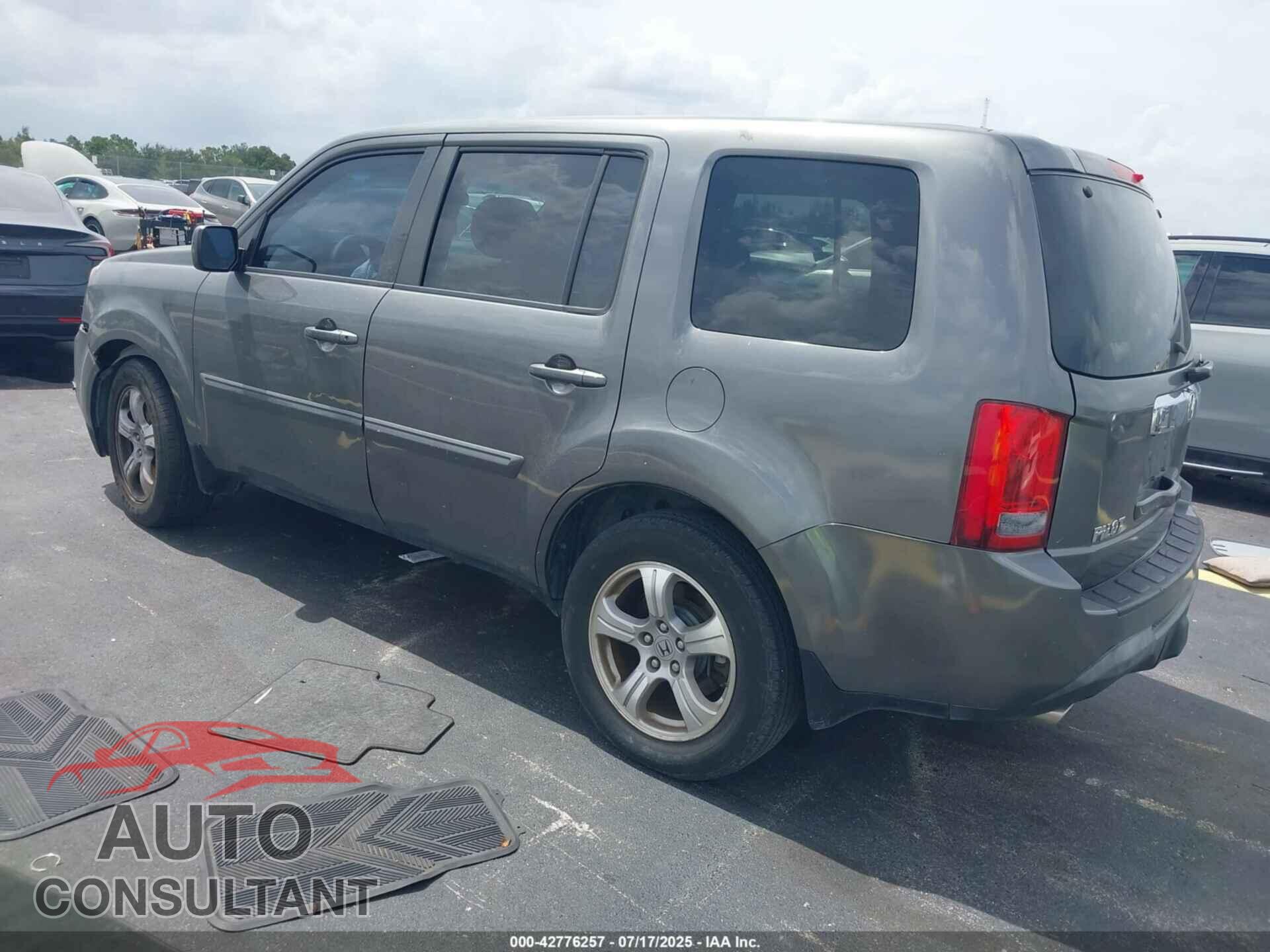 HONDA PILOT 2012 - 5FNYF3H48CB034221