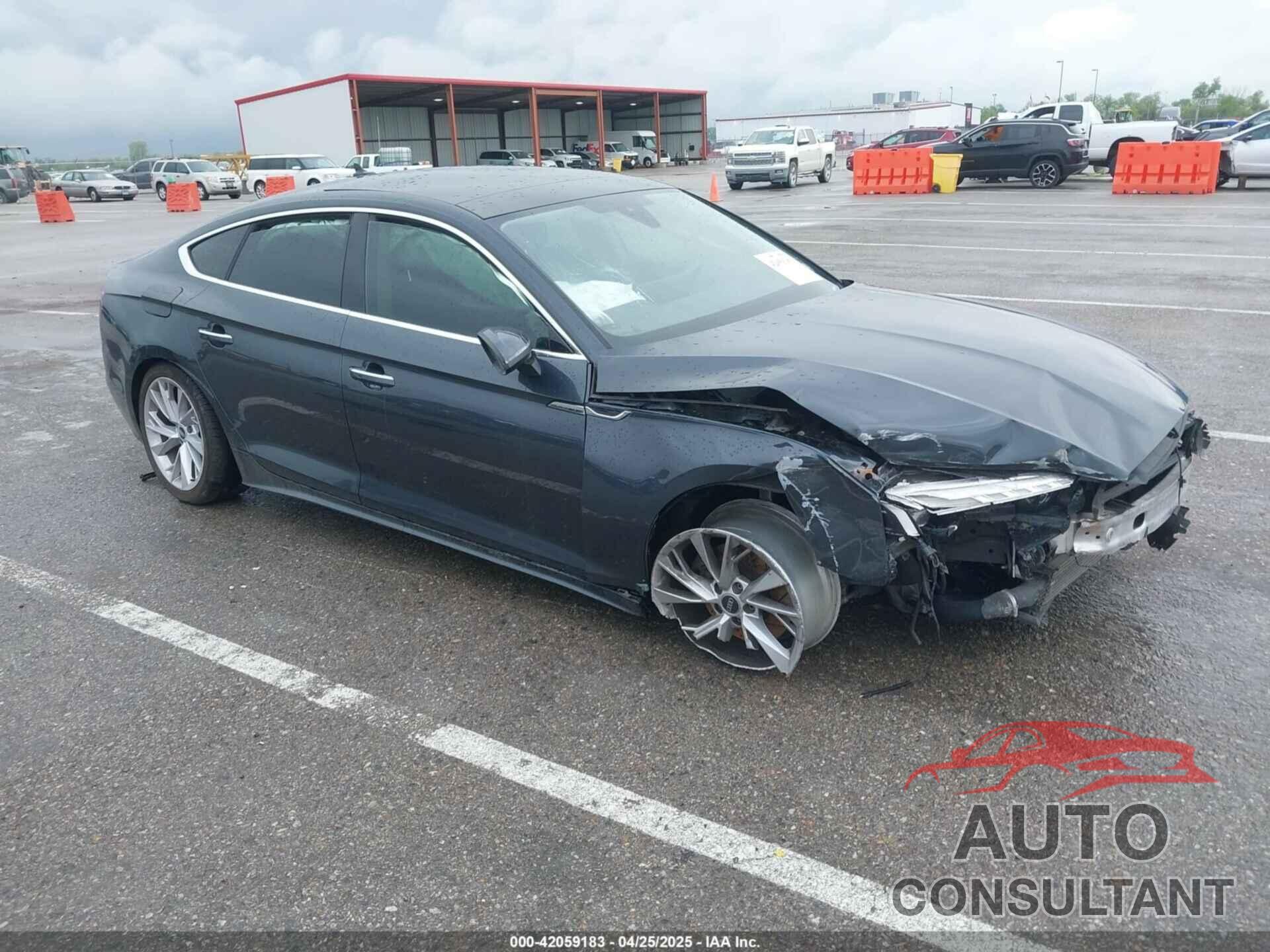 AUDI A5 SPORTBACK 2022 - WAUCBCF57NA009059