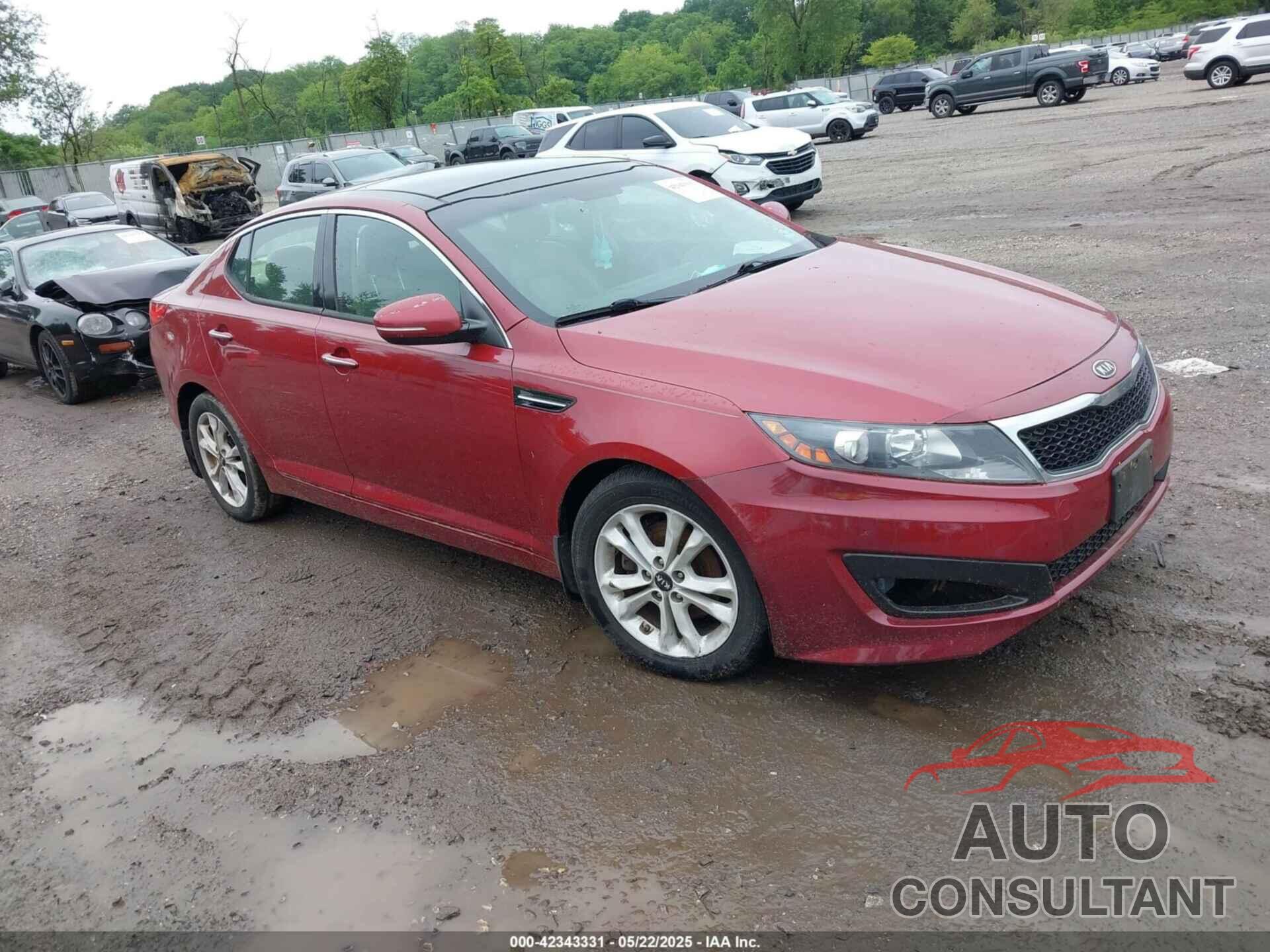 KIA OPTIMA 2011 - KNAGN4A77B5102059