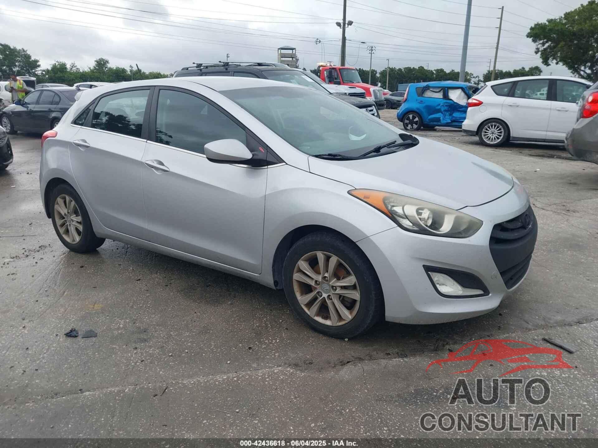 HYUNDAI ELANTRA GT 2014 - KMHD35LH3EU228982