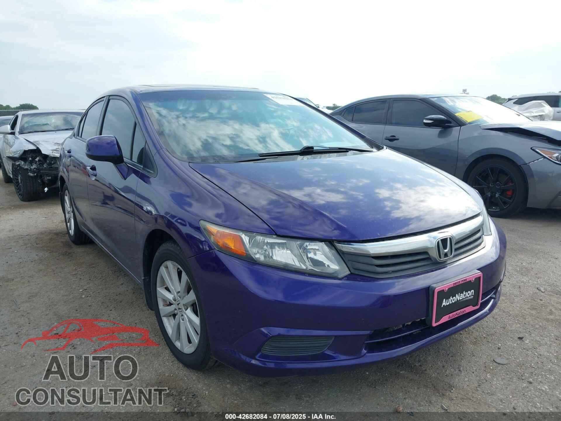 HONDA CIVIC 2012 - 2HGFB2F94CH541852