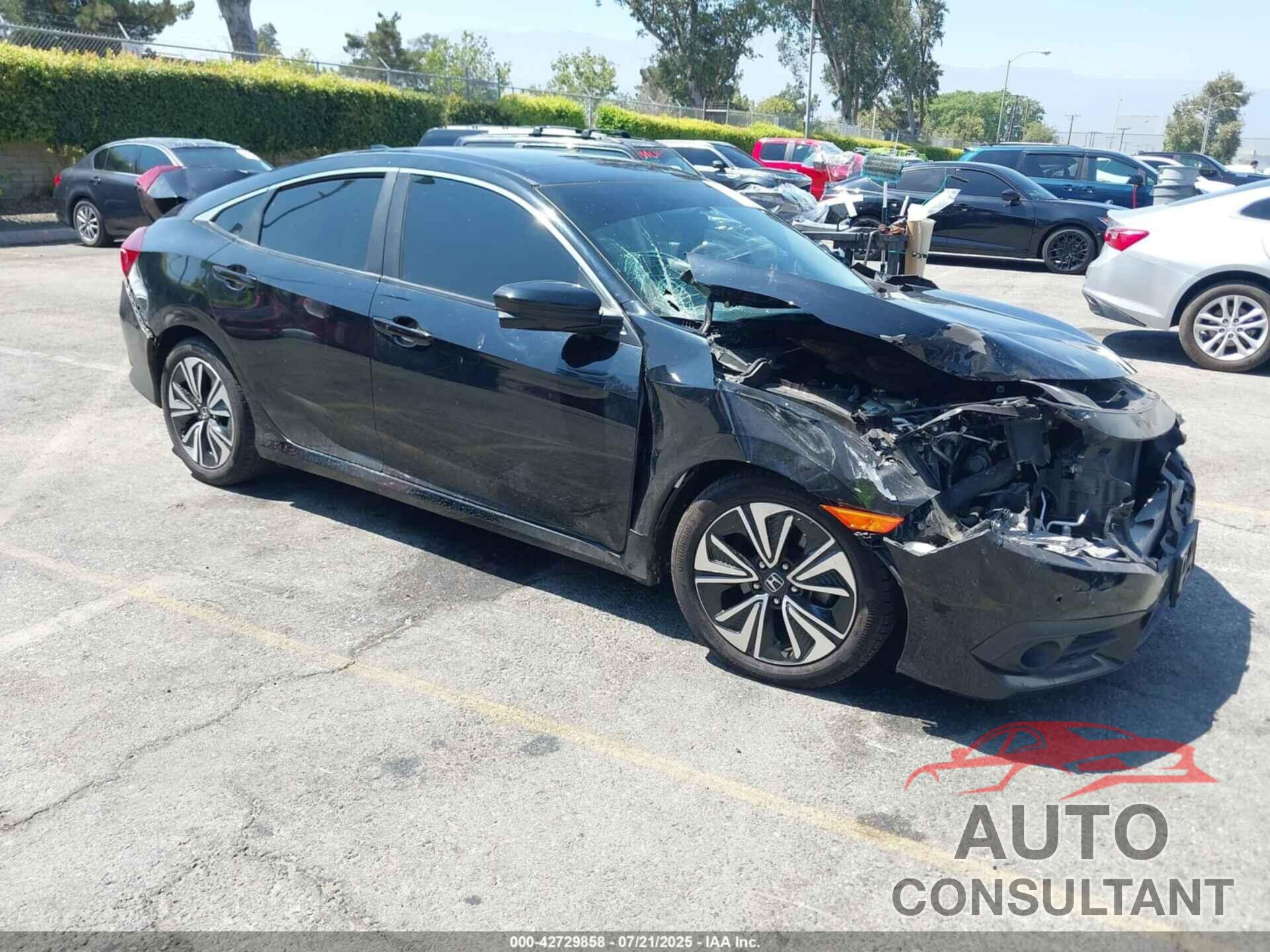 HONDA CIVIC 2018 - JHMFC1F3XJX014066