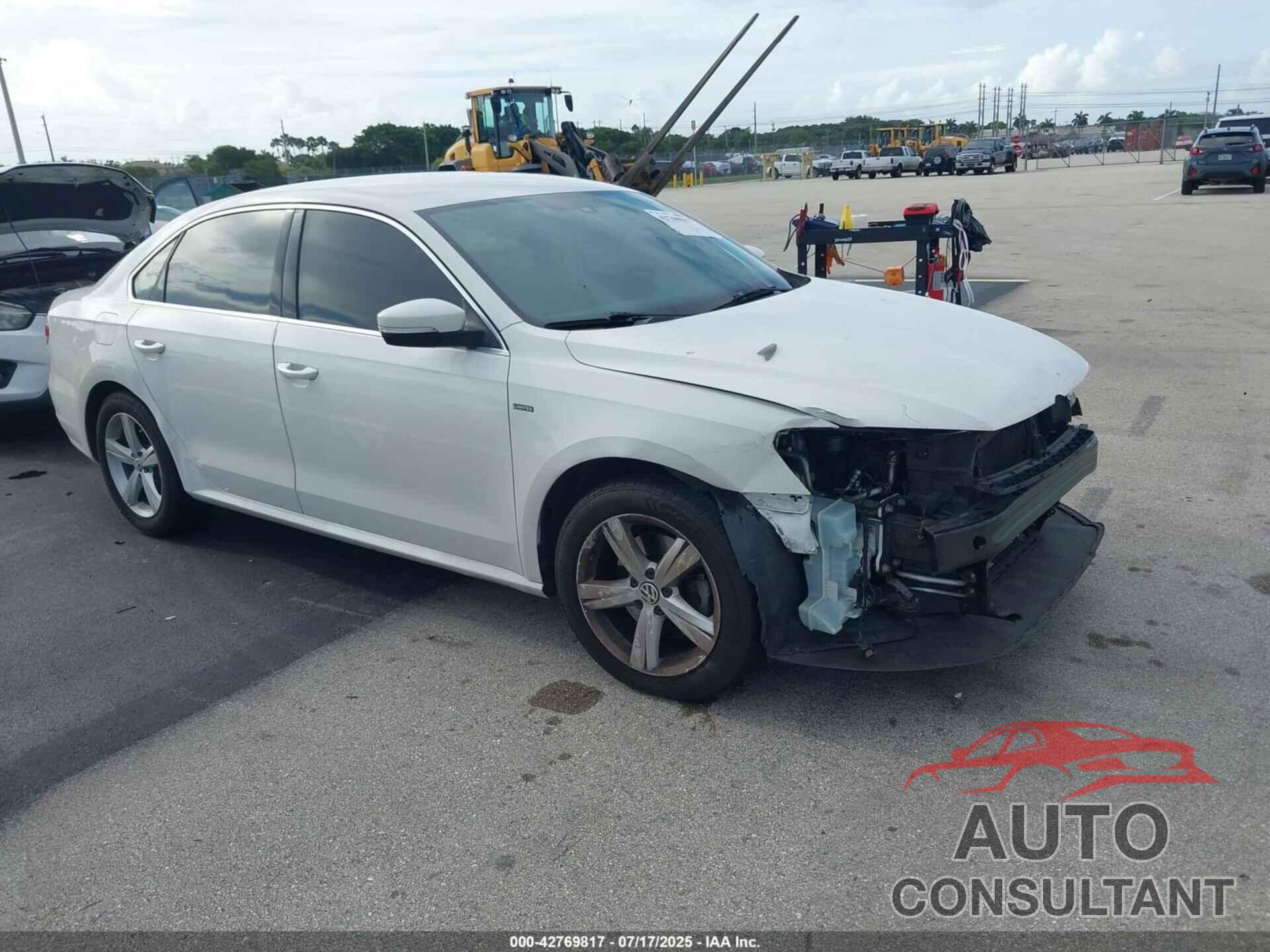VOLKSWAGEN PASSAT 2015 - 1VWAT7A3XFC116582