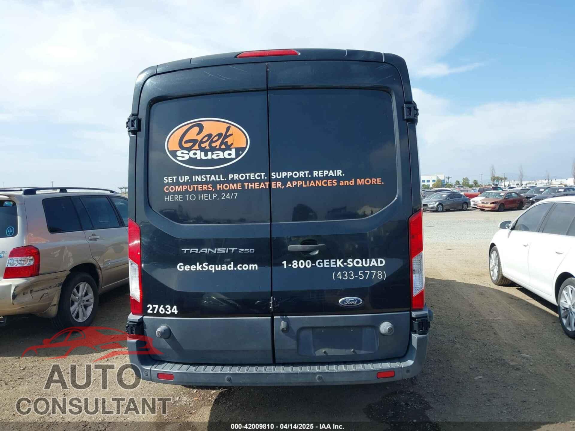 FORD TRANSIT-250 2015 - 1FTYR2CM8FKA84486