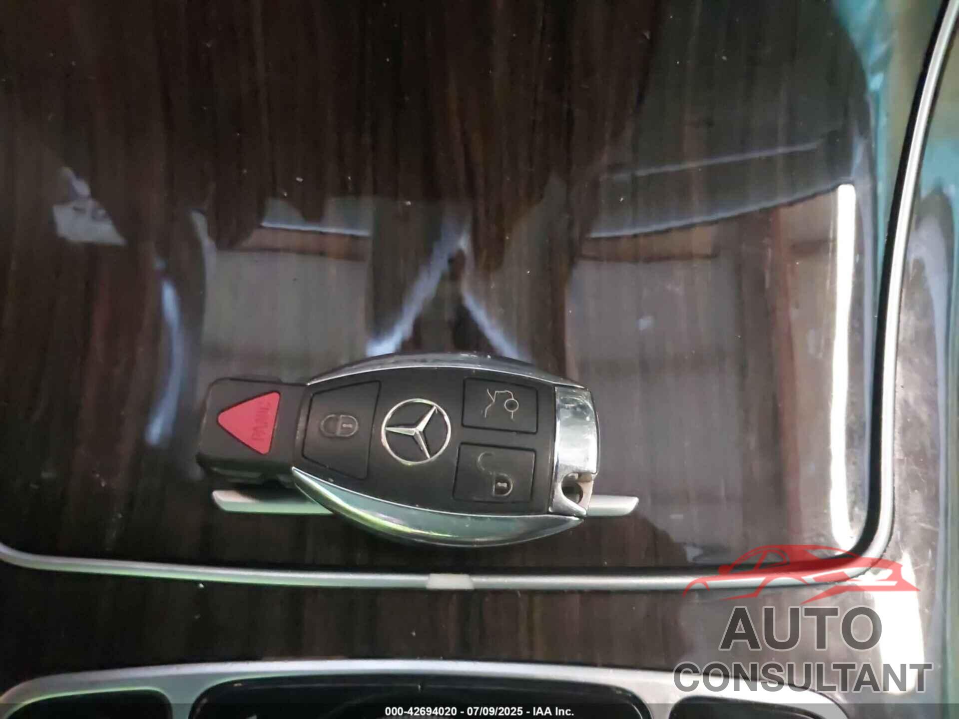 MERCEDES-BENZ C 300 2016 - 55SWF4KB3GU152654