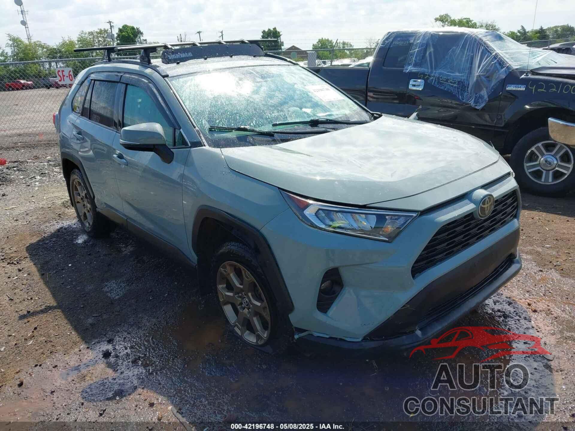 TOYOTA RAV4 2021 - 2T3P1RFV0MC144315
