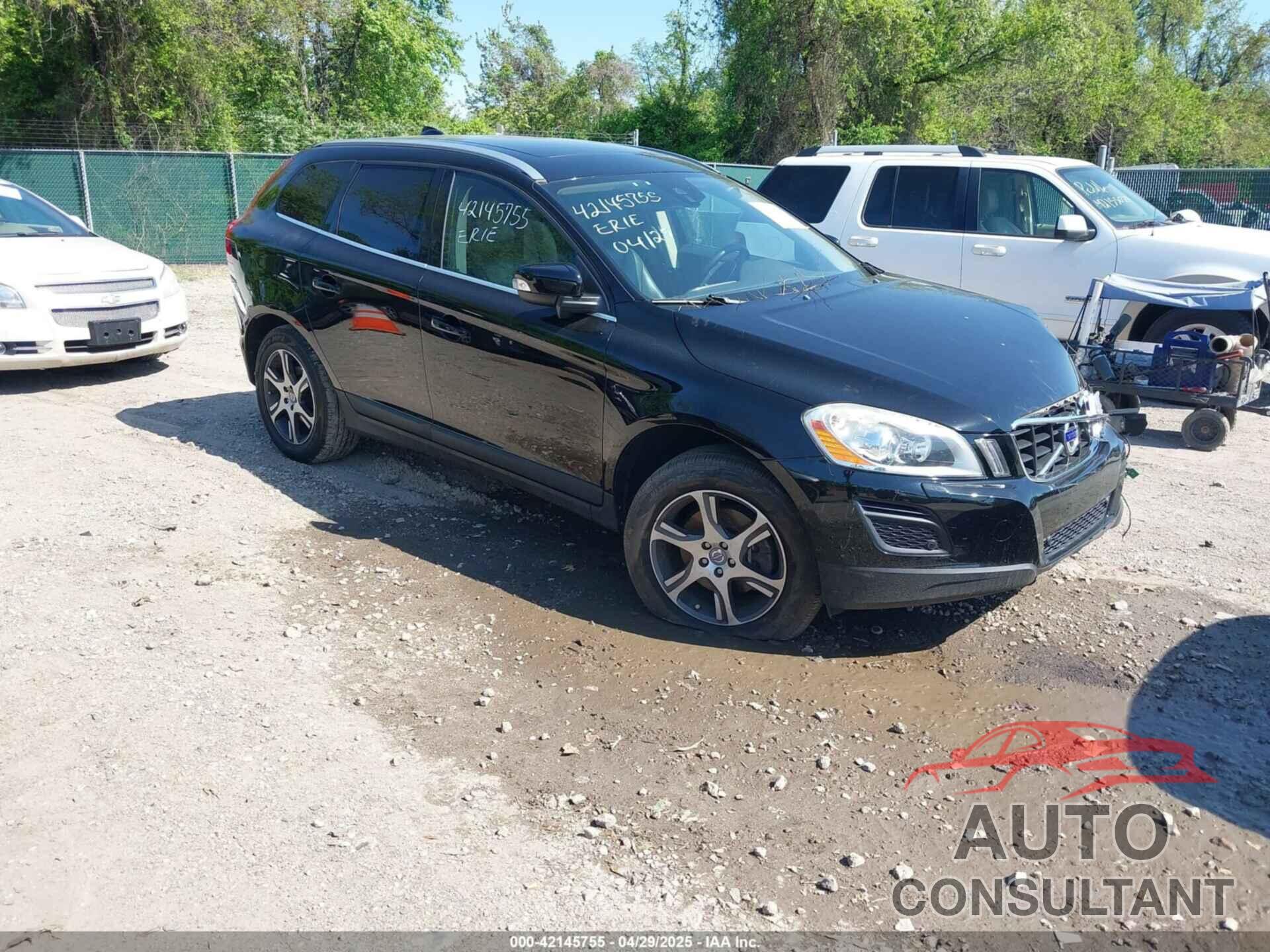 VOLVO XC60 2013 - YV4902DZXD2445302