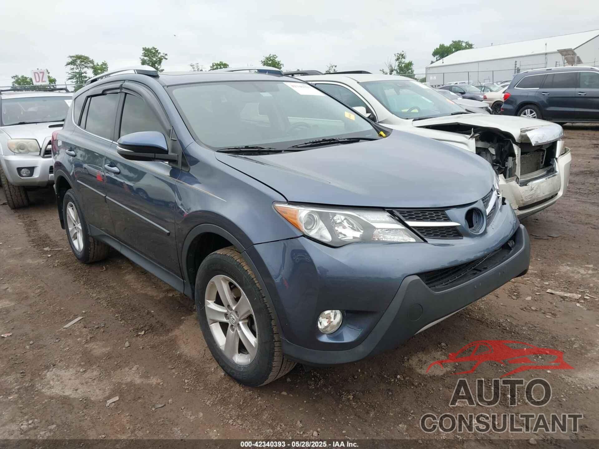 TOYOTA RAV4 2013 - JTMWFREV0DD009068