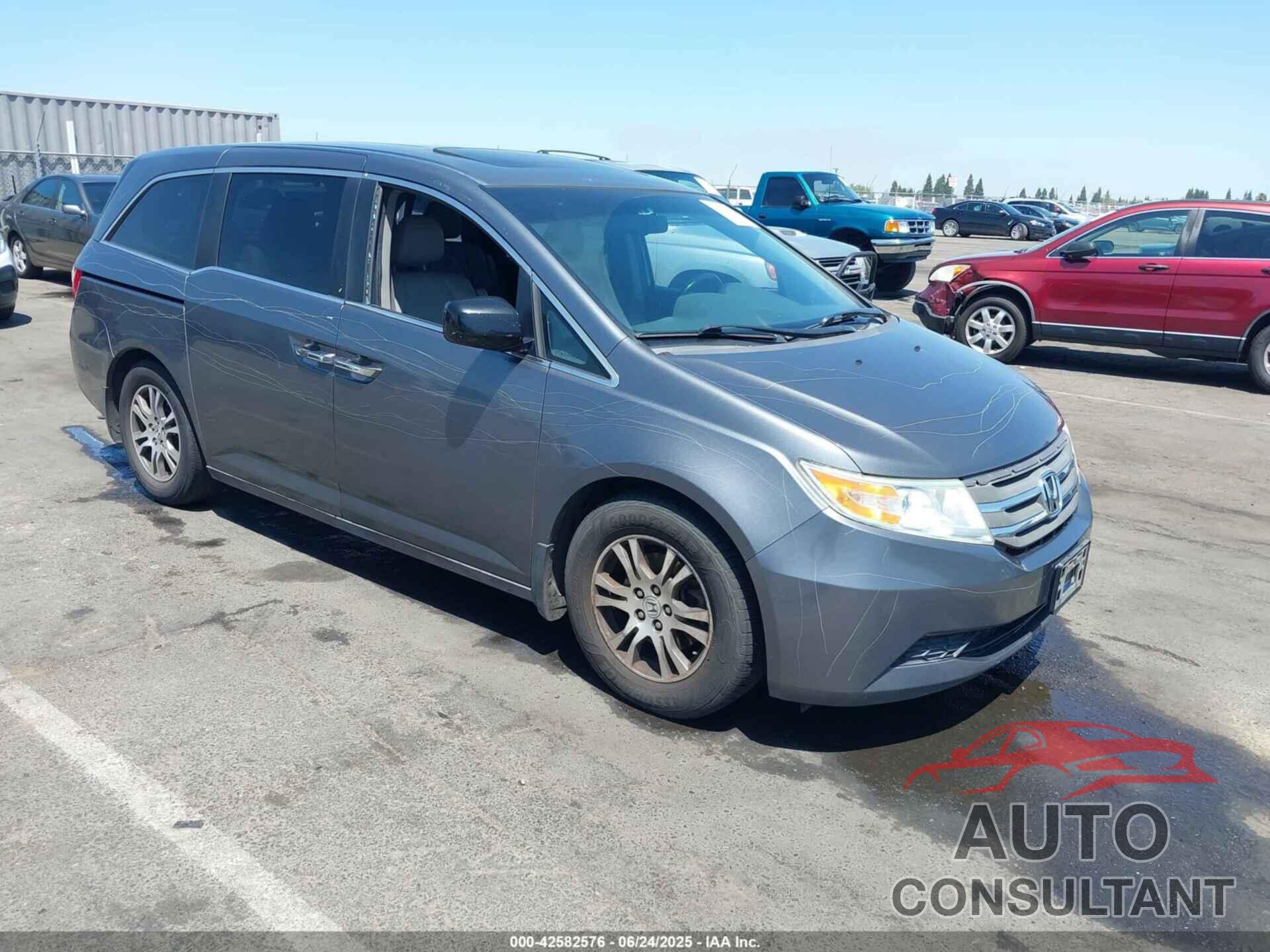 HONDA ODYSSEY 2011 - 5FNRL5H61BB068512