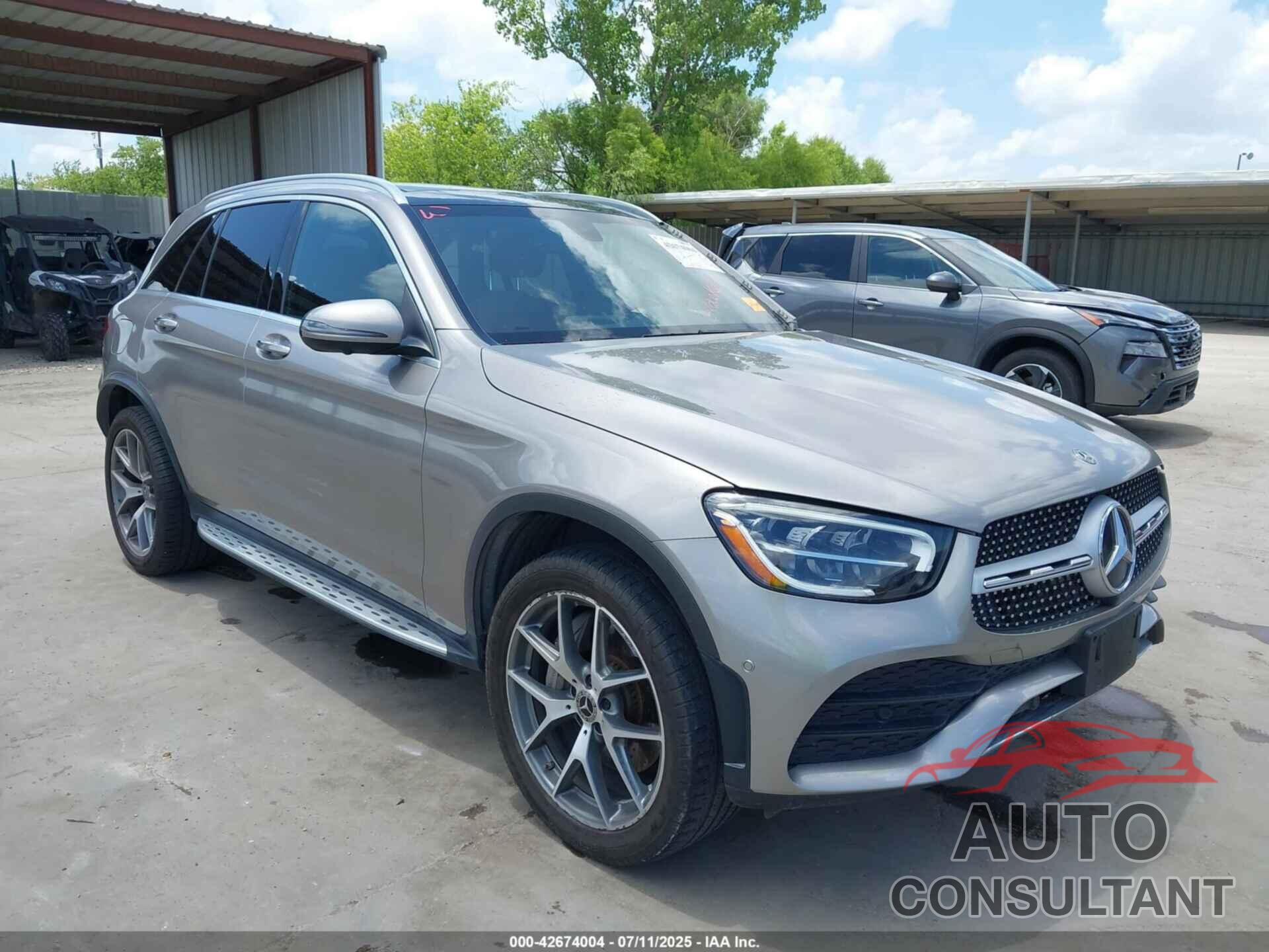 MERCEDES-BENZ GLC 300 2020 - W1N0G8DB0LF775916