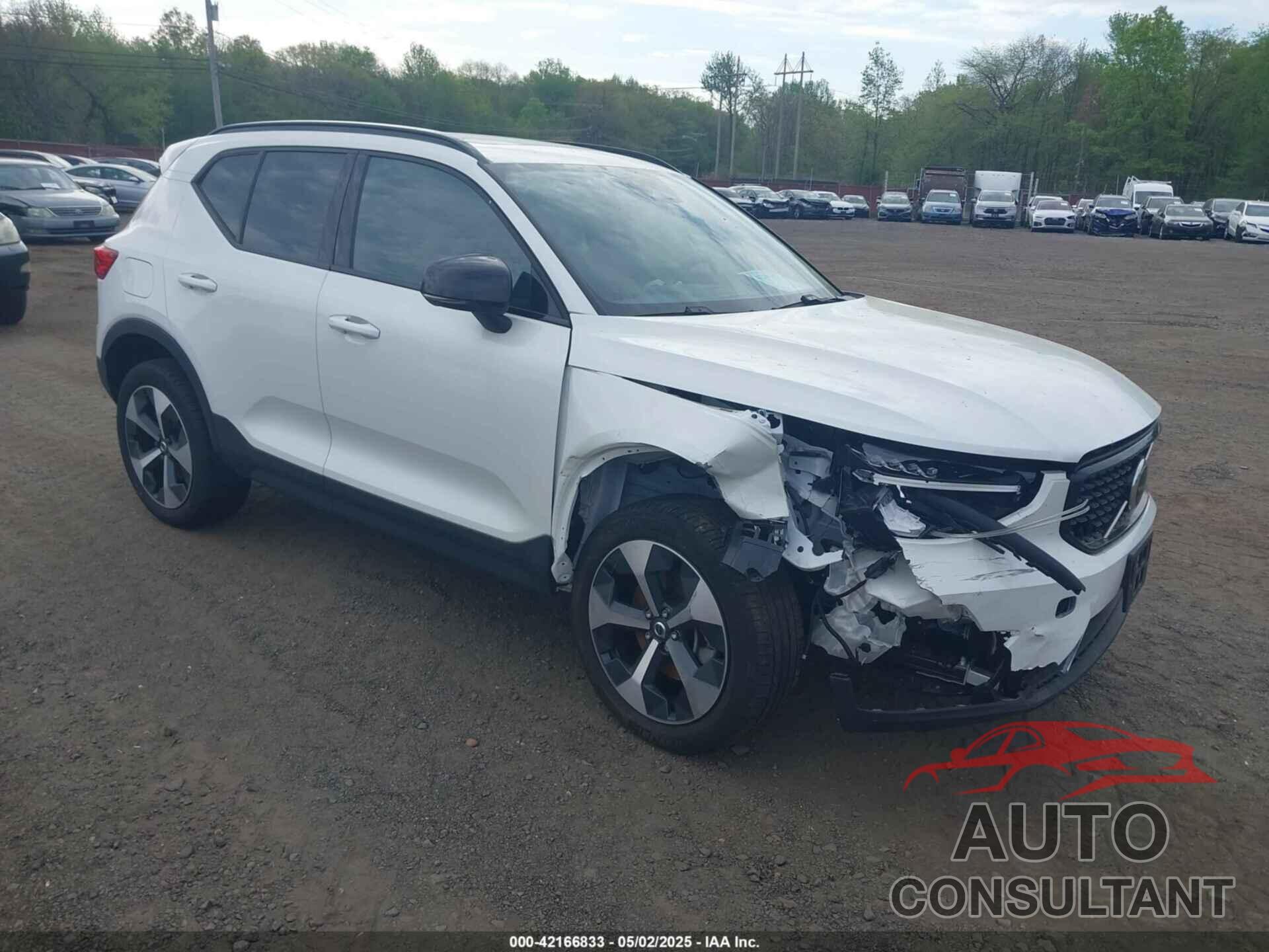 VOLVO XC40 2024 - YV4L12UKXR2216003