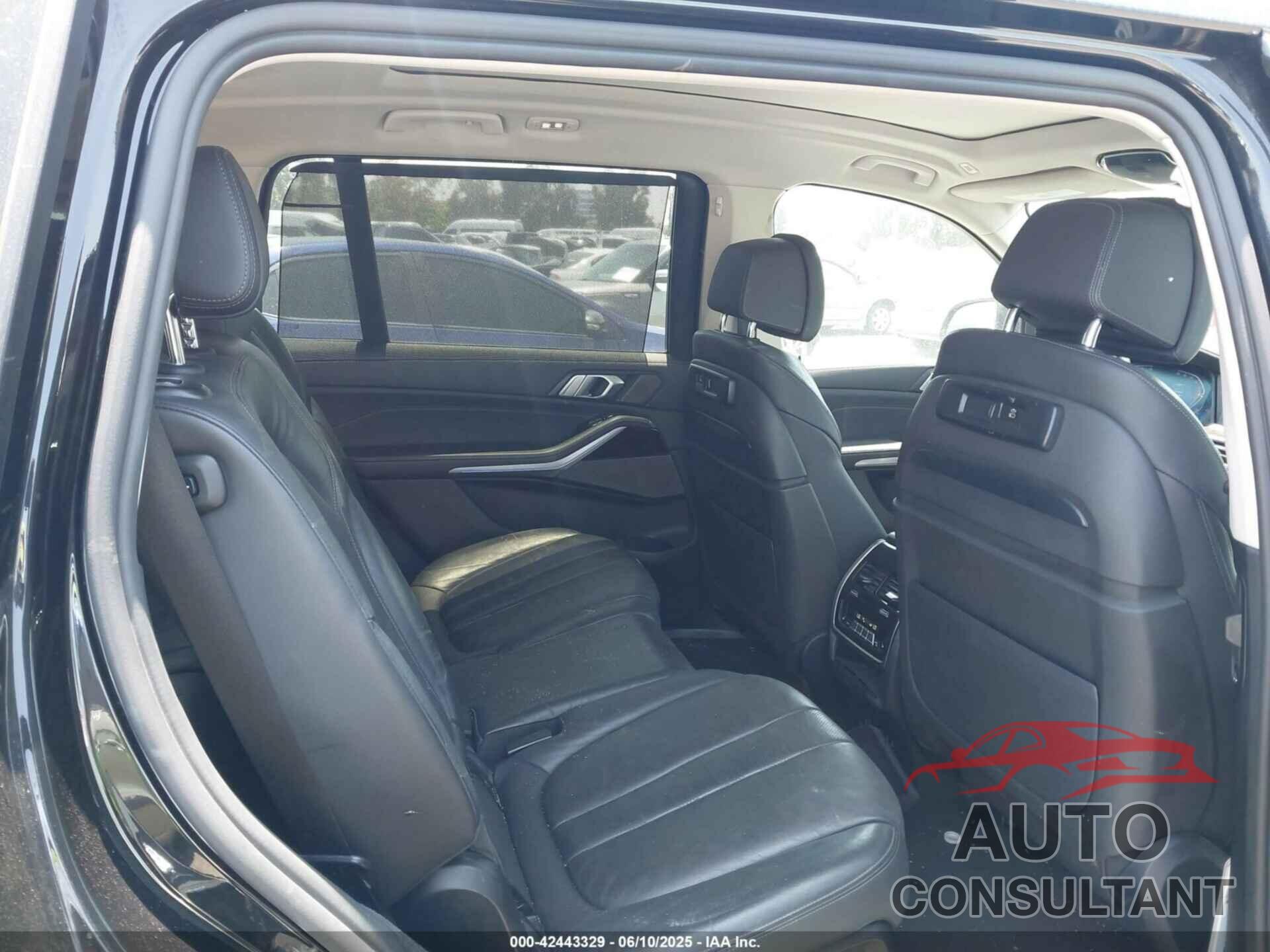 BMW X7 2021 - 5UXCW2C00M9H05046