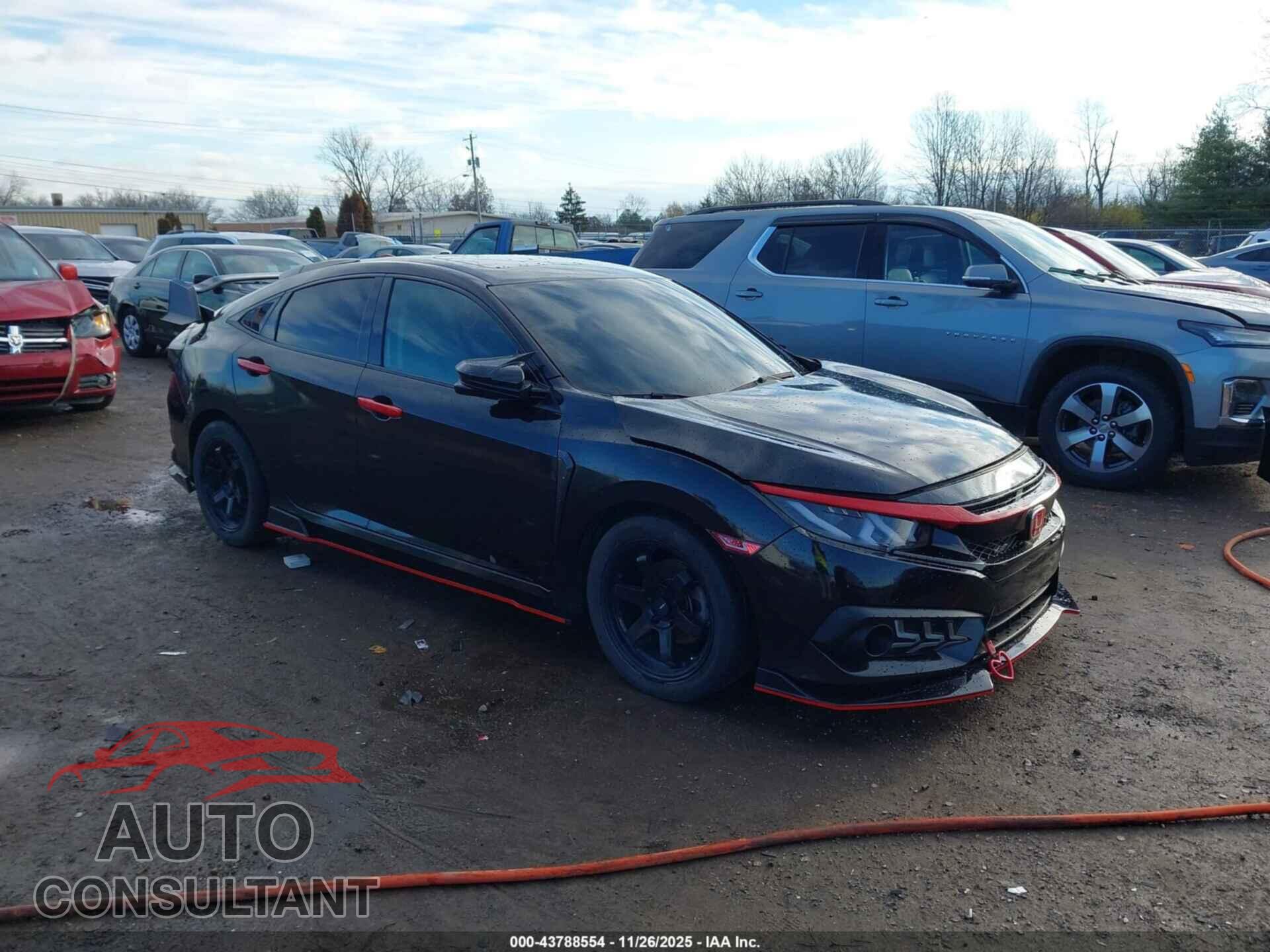 HONDA CIVIC 2018 - 2HGFC2F72JH539431