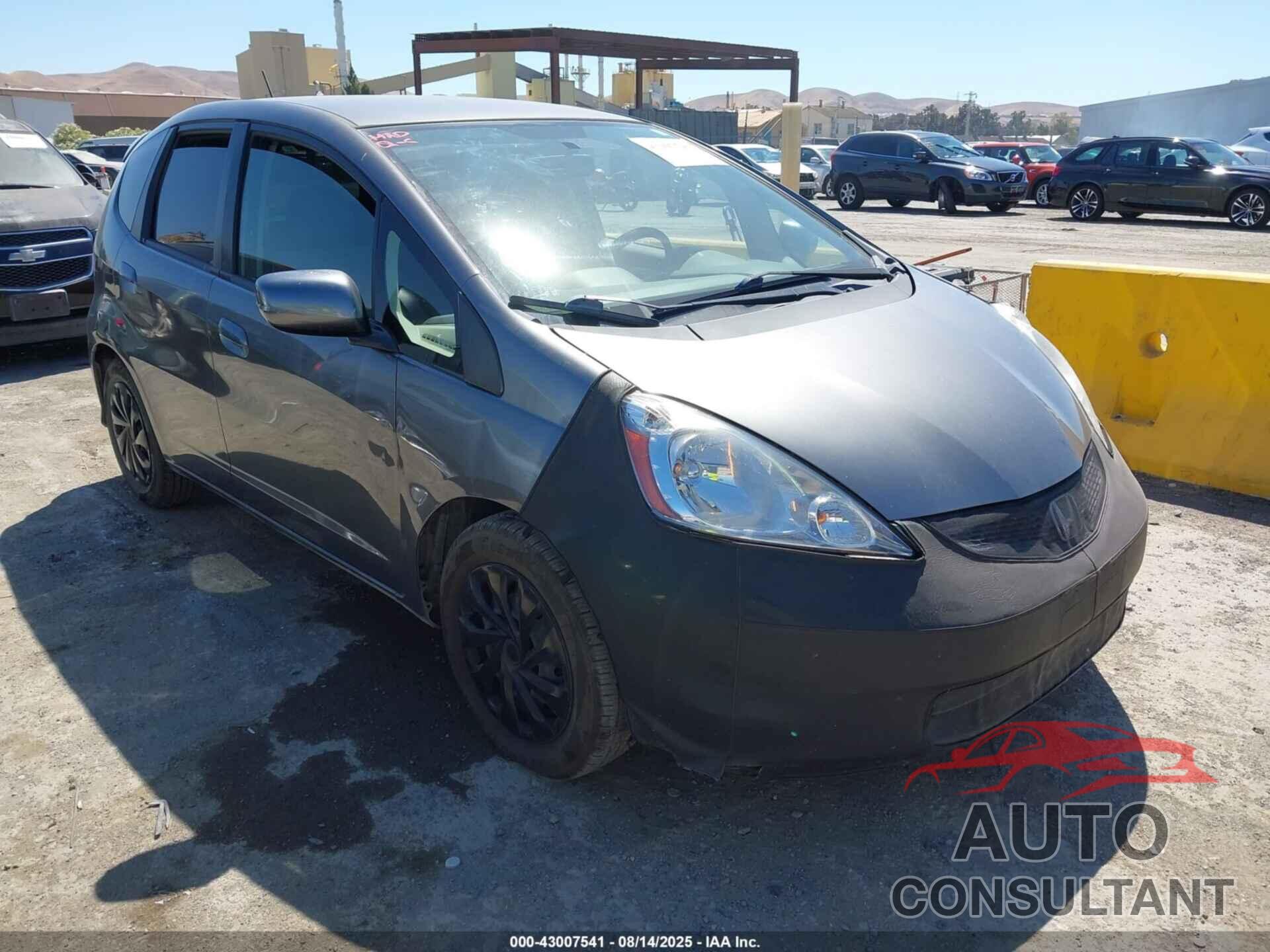 HONDA FIT 2013 - JHMGE8H34DC058354