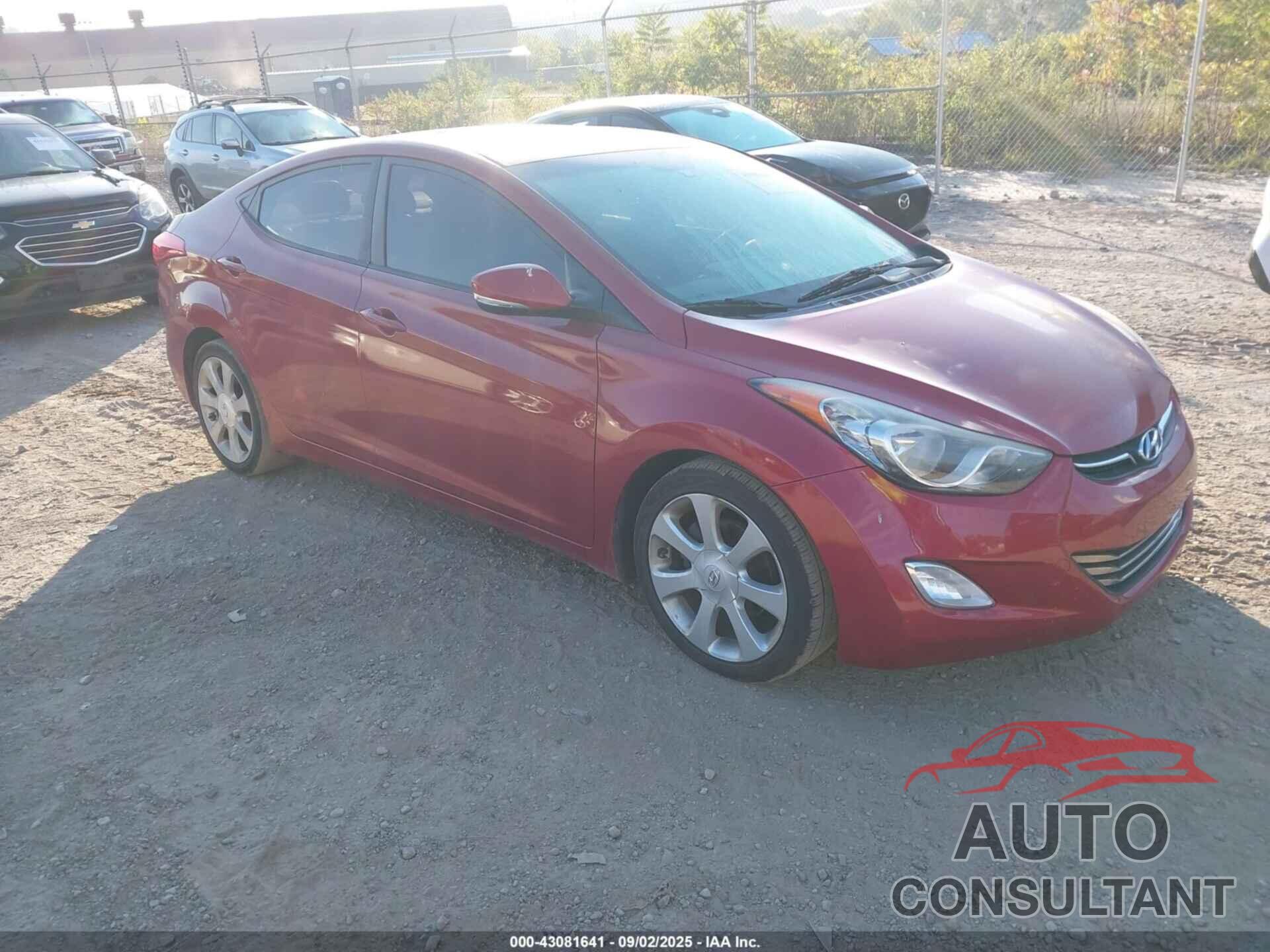 HYUNDAI ELANTRA 2012 - KMHDH4AE4CU243556