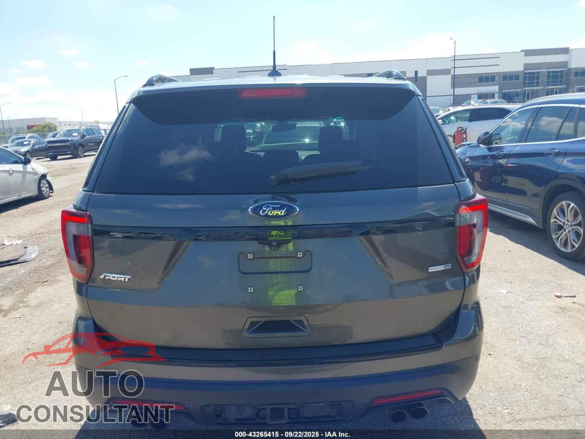FORD EXPLORER 2018 - 1FM5K8GT2JGB35161