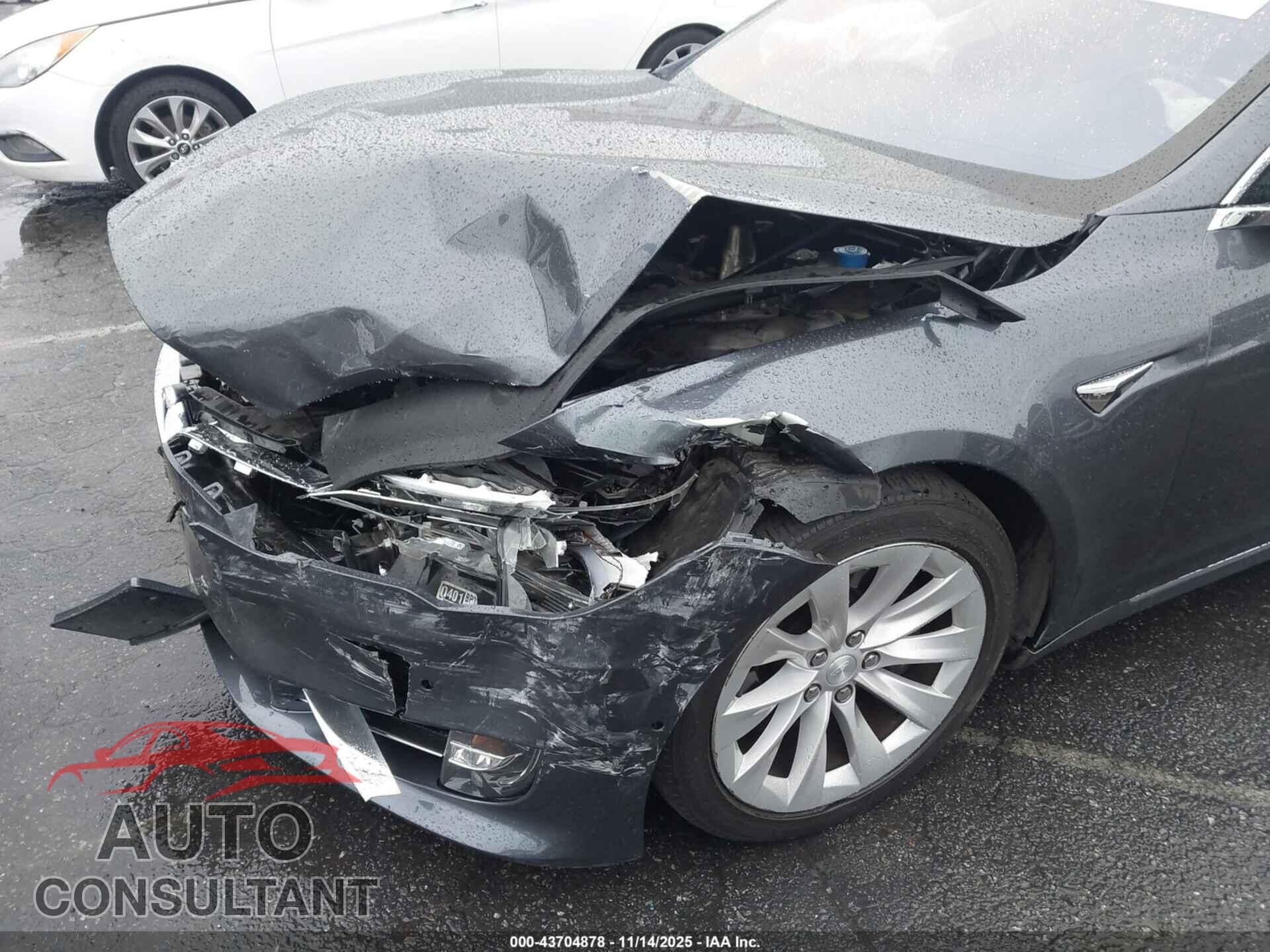TESLA MODEL S 2017 - 5YJSA1E25HF223699