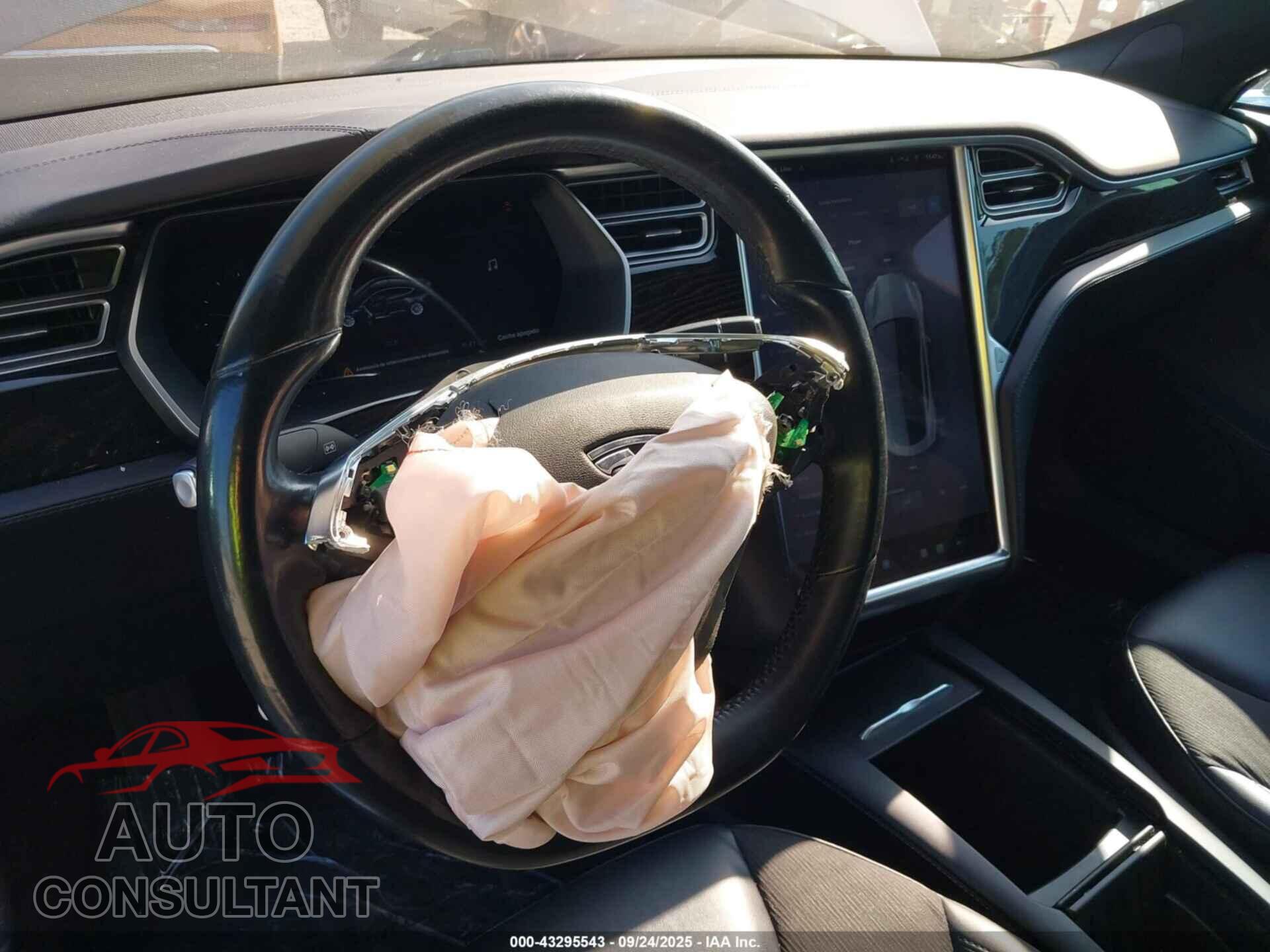 TESLA MODEL S 2016 - 5YJSA1E19GF151606