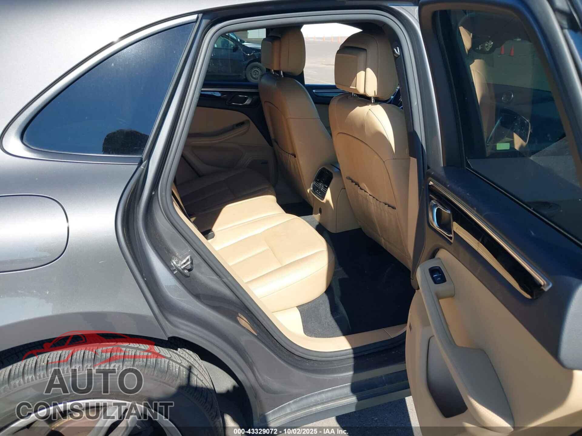 PORSCHE MACAN 2017 - WP1AA2A50HLB08019