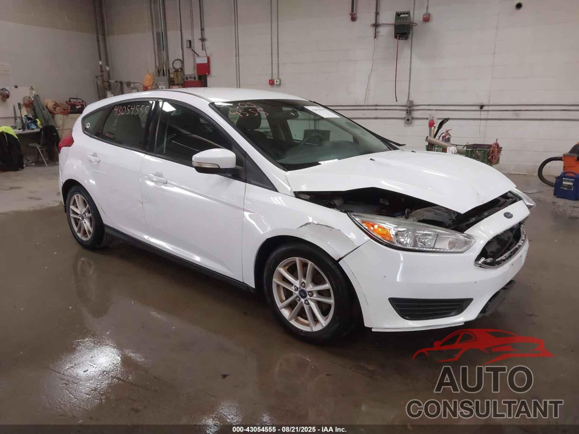 FORD FOCUS 2015 - 1FADP3K23FL301095