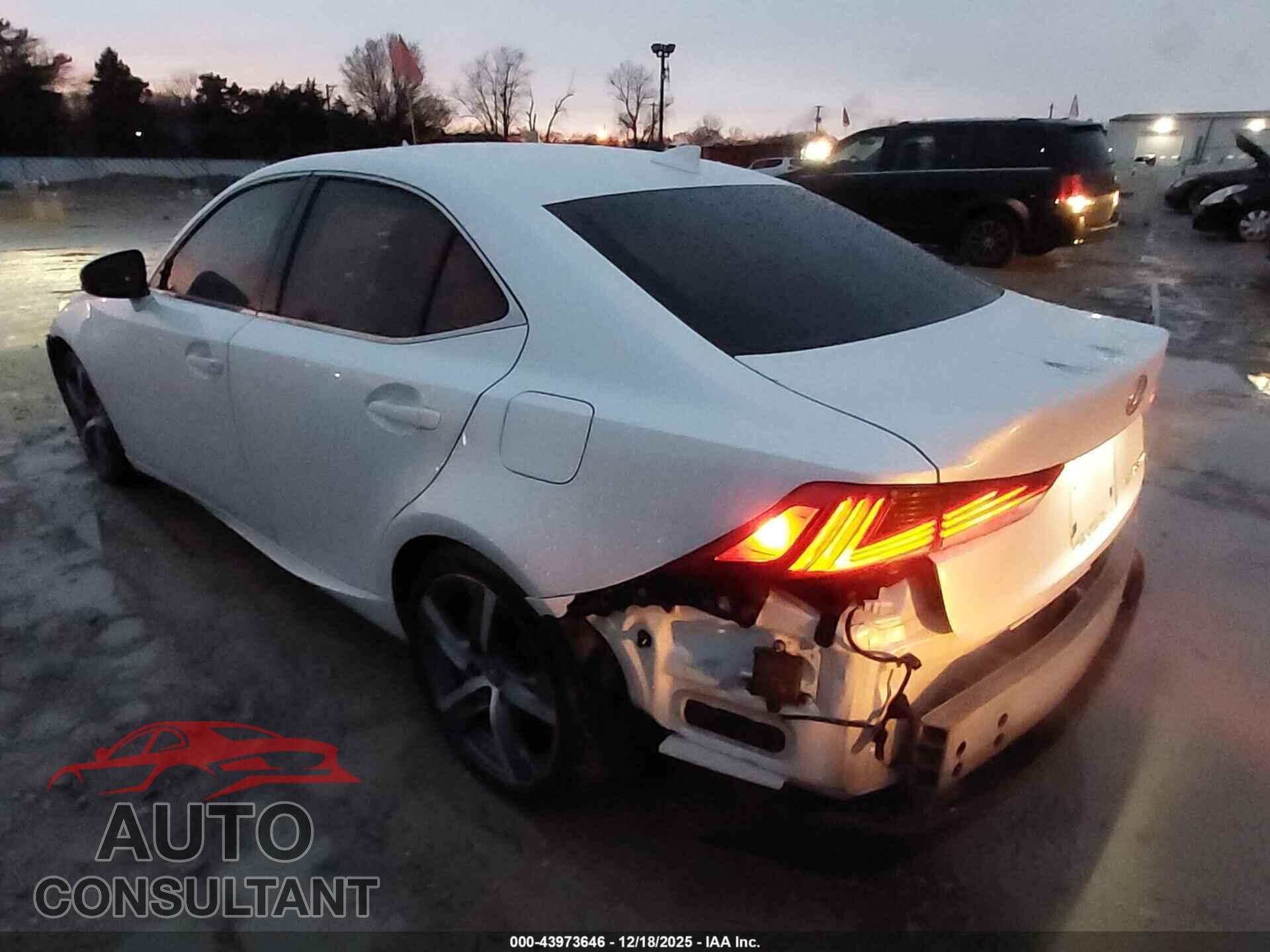 LEXUS IS 300 2017 - JTHCM1D2XH5021082