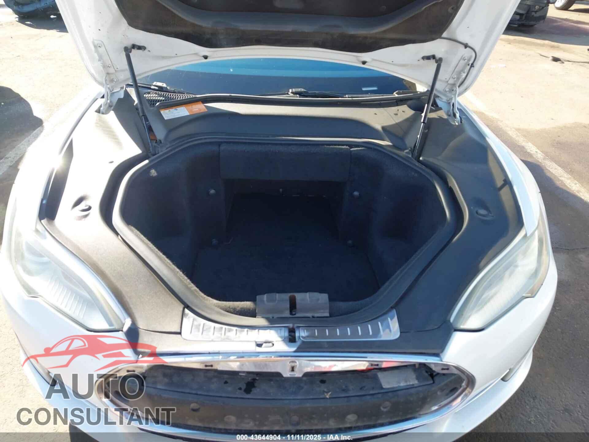 TESLA MODEL S 2012 - 5YJSA1DN6CFS00369