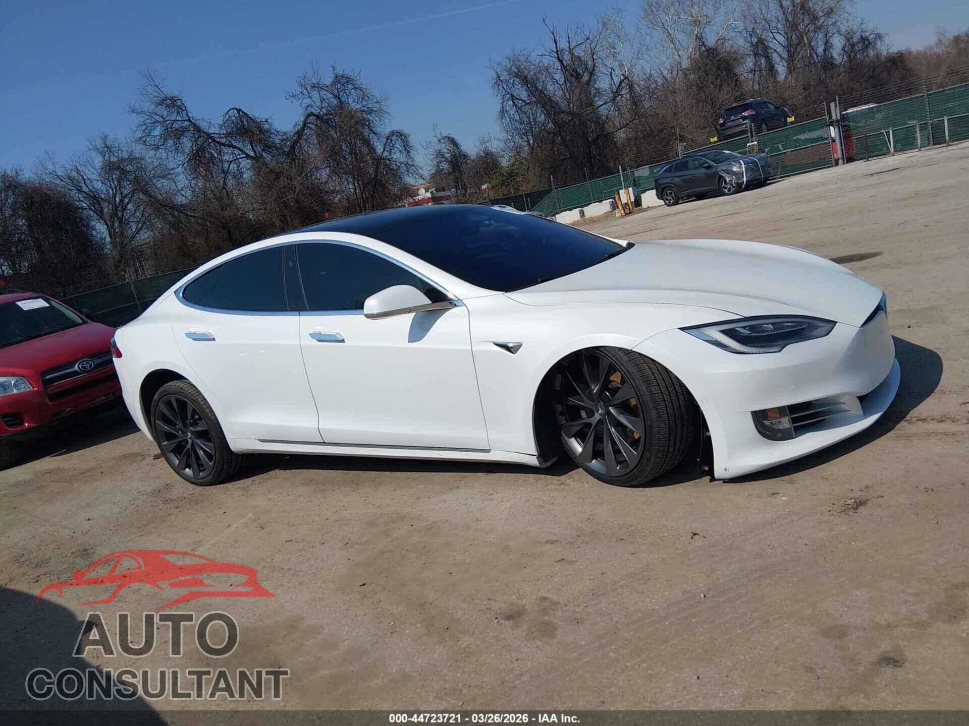 TESLA MODEL S 2020 - 5YJSA1E28LF413246