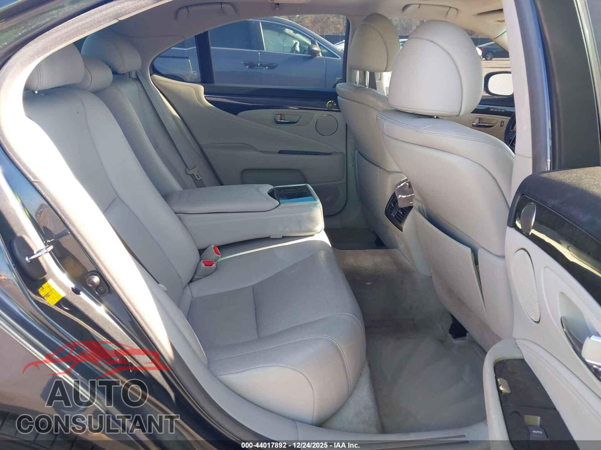 LEXUS LS 460 2011 - JTHBL5EF7B5107903
