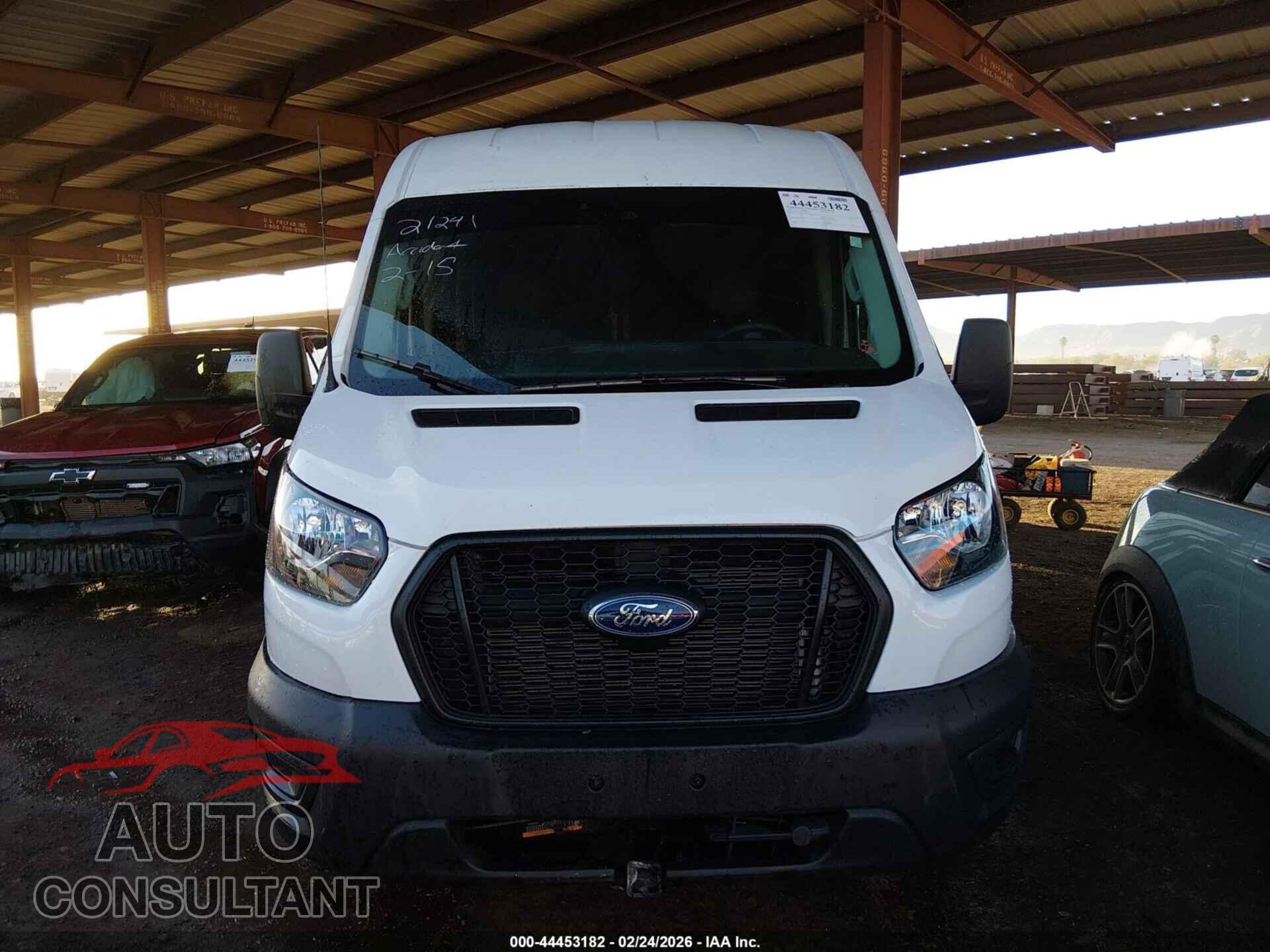 FORD TRANSIT-150 2025 - 1FTYE1C88SKB02875