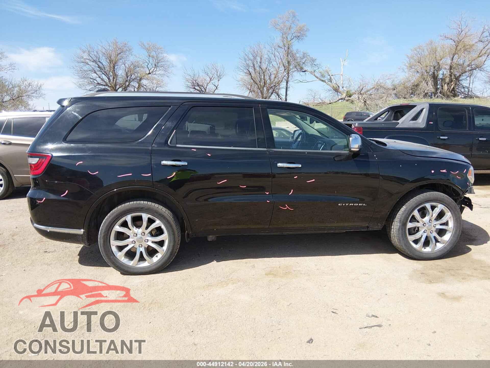 DODGE DURANGO 2017 - 1C4RDJEG8HC657324
