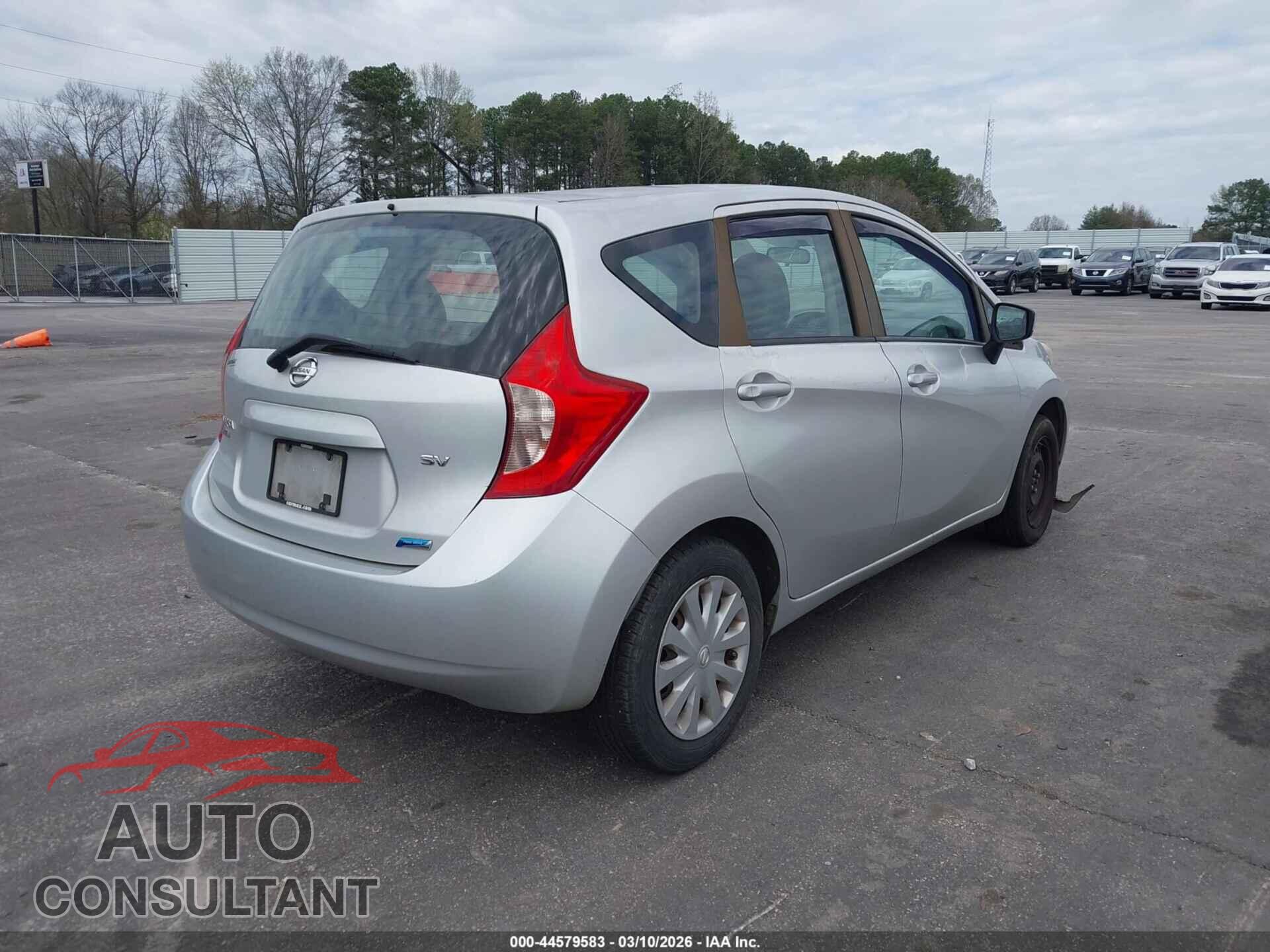 NISSAN VERSA NOTE 2015 - 3N1CE2CP7FL402177