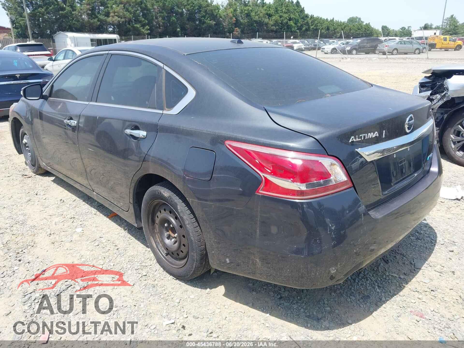 NISSAN ALTIMA 2013 - 1N4AL3AP5DN411109